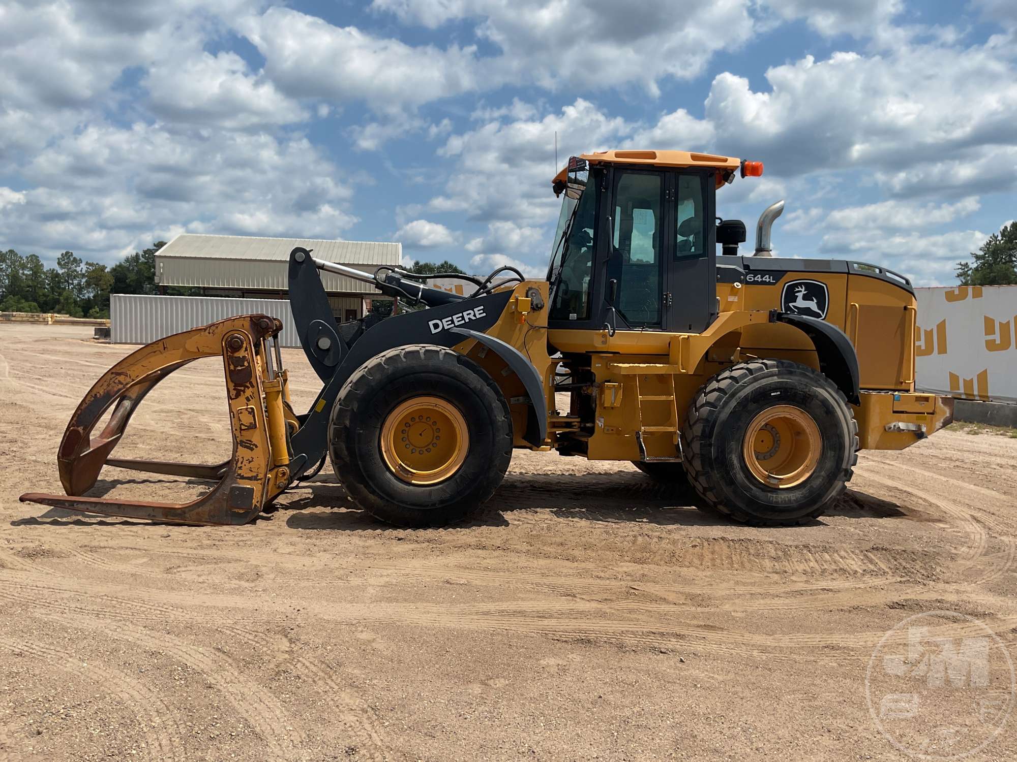 0 John Deere 644L