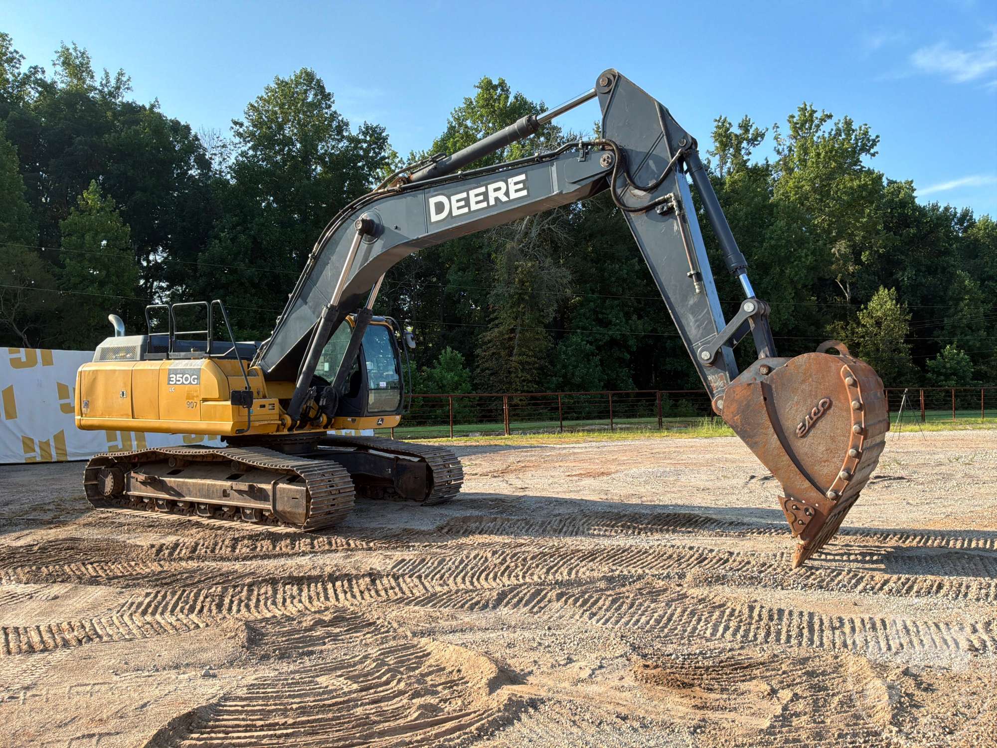 2018 John Deere 350G LC