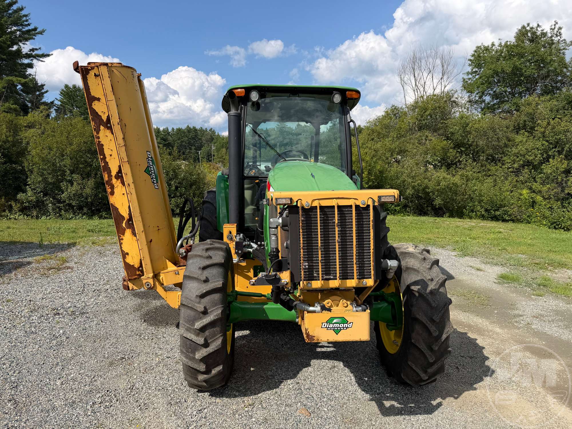 0 John Deere 5100E