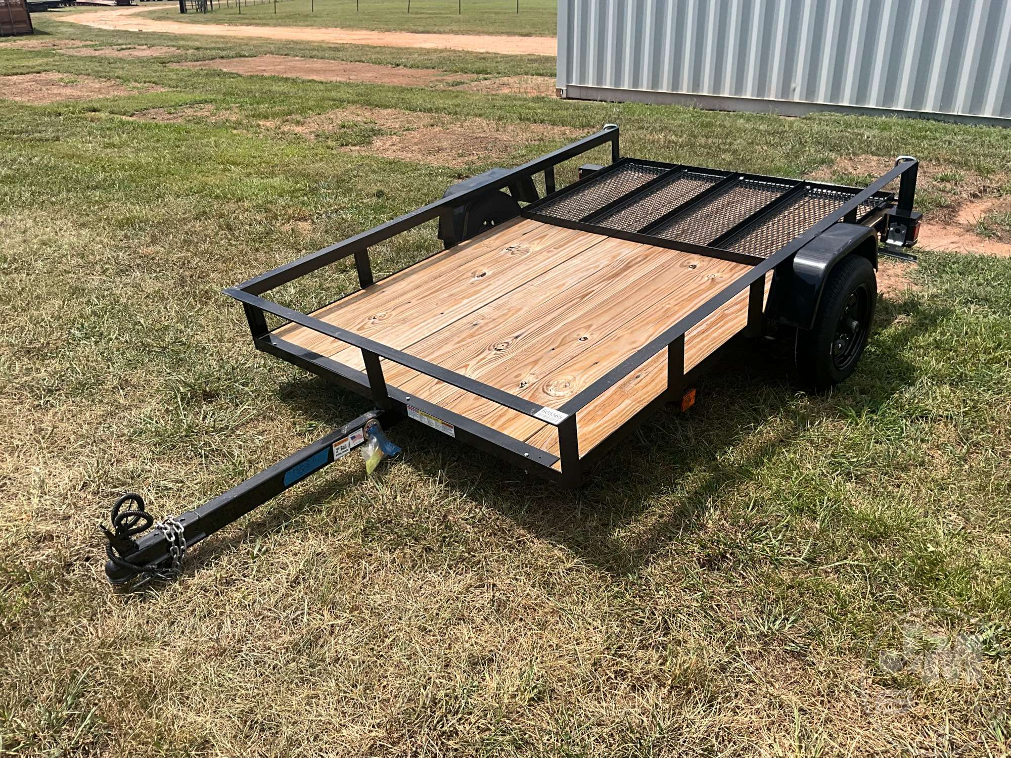 Photo of 2027 TRIPLE CROWN TRAILERS, INC LD5X8S10O