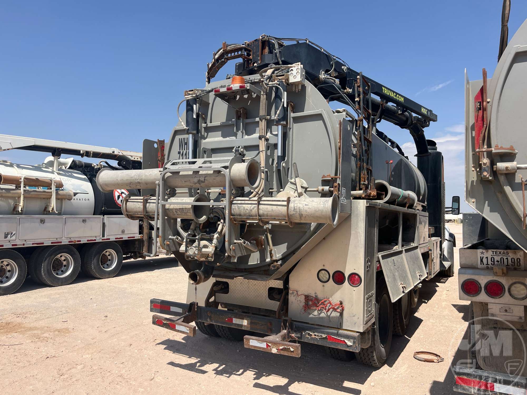 2021 Kenworth T880