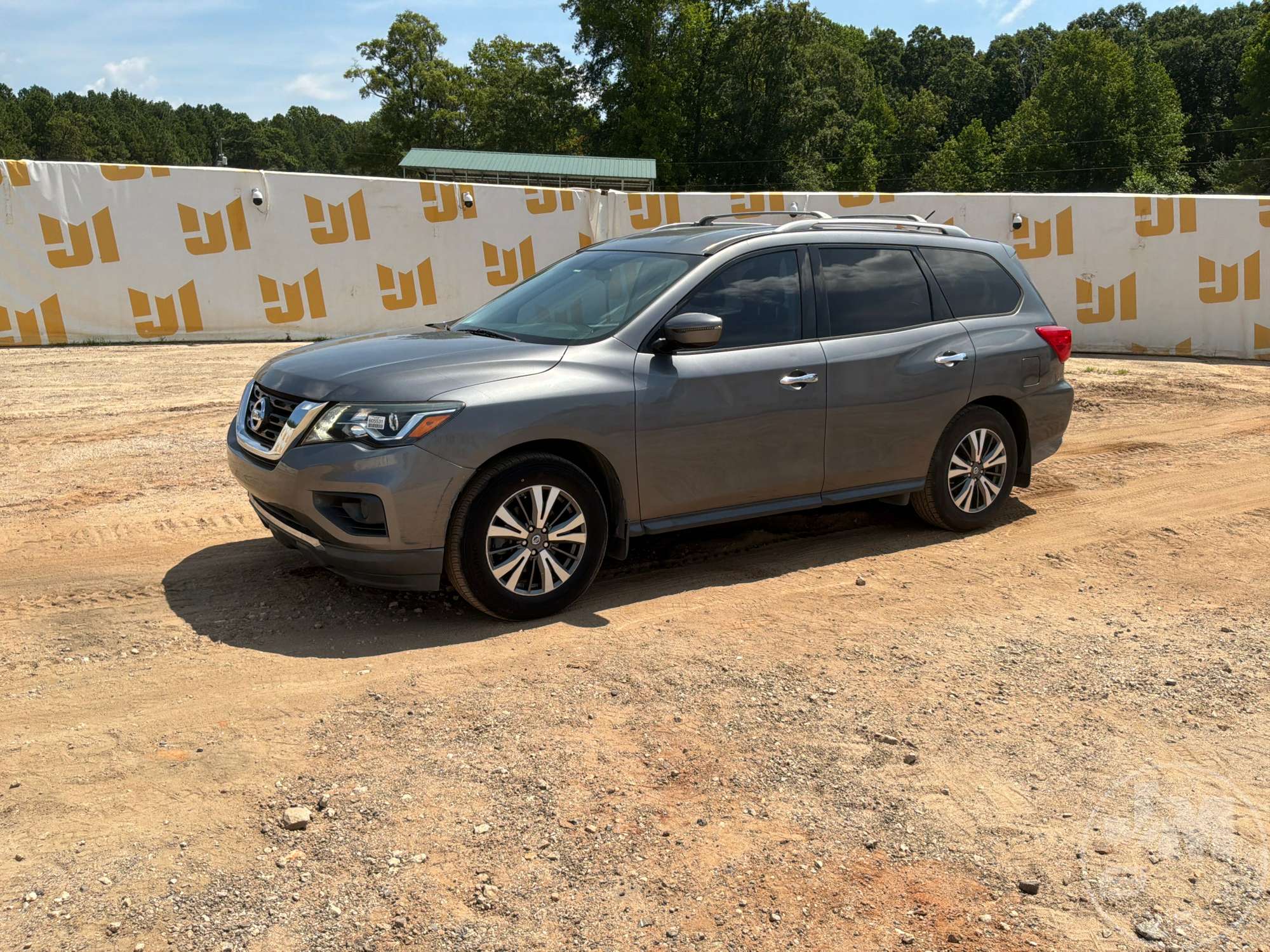 Photo of 2017 Nissan PATHFINDER