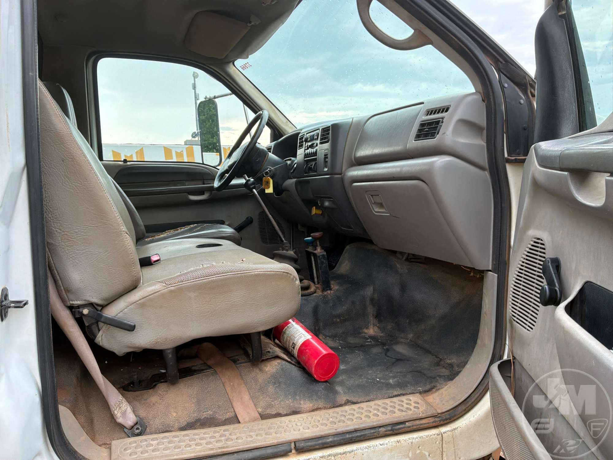 2000 Ford F-750