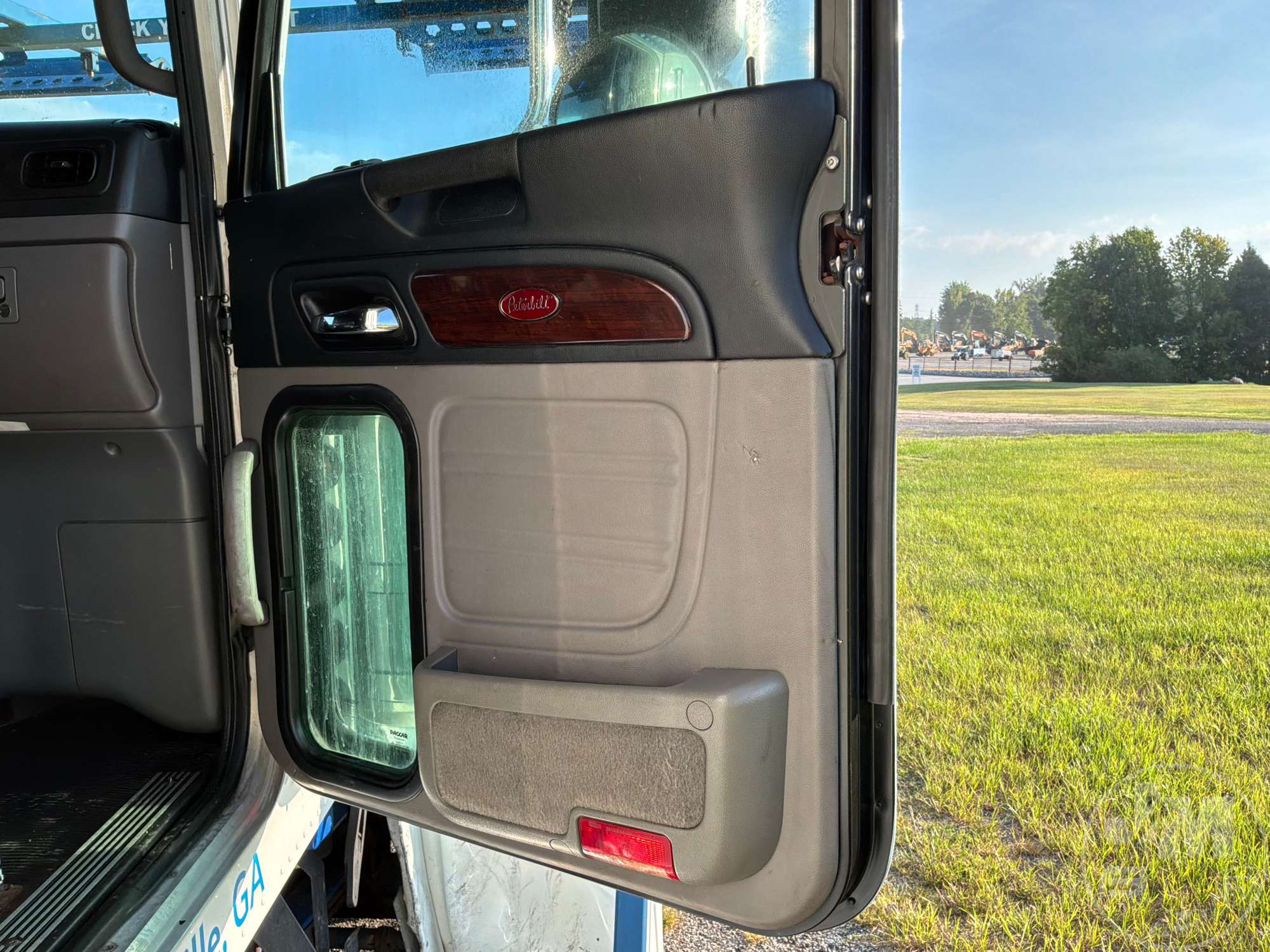 2016 Peterbilt 389