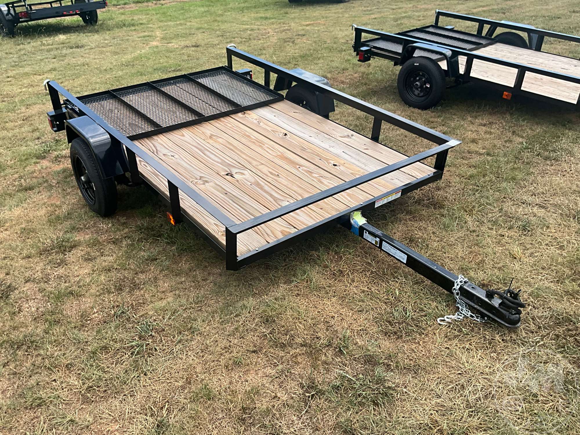 2027 TRIPLE CROWN TRAILERS, INC LD5X8S10O