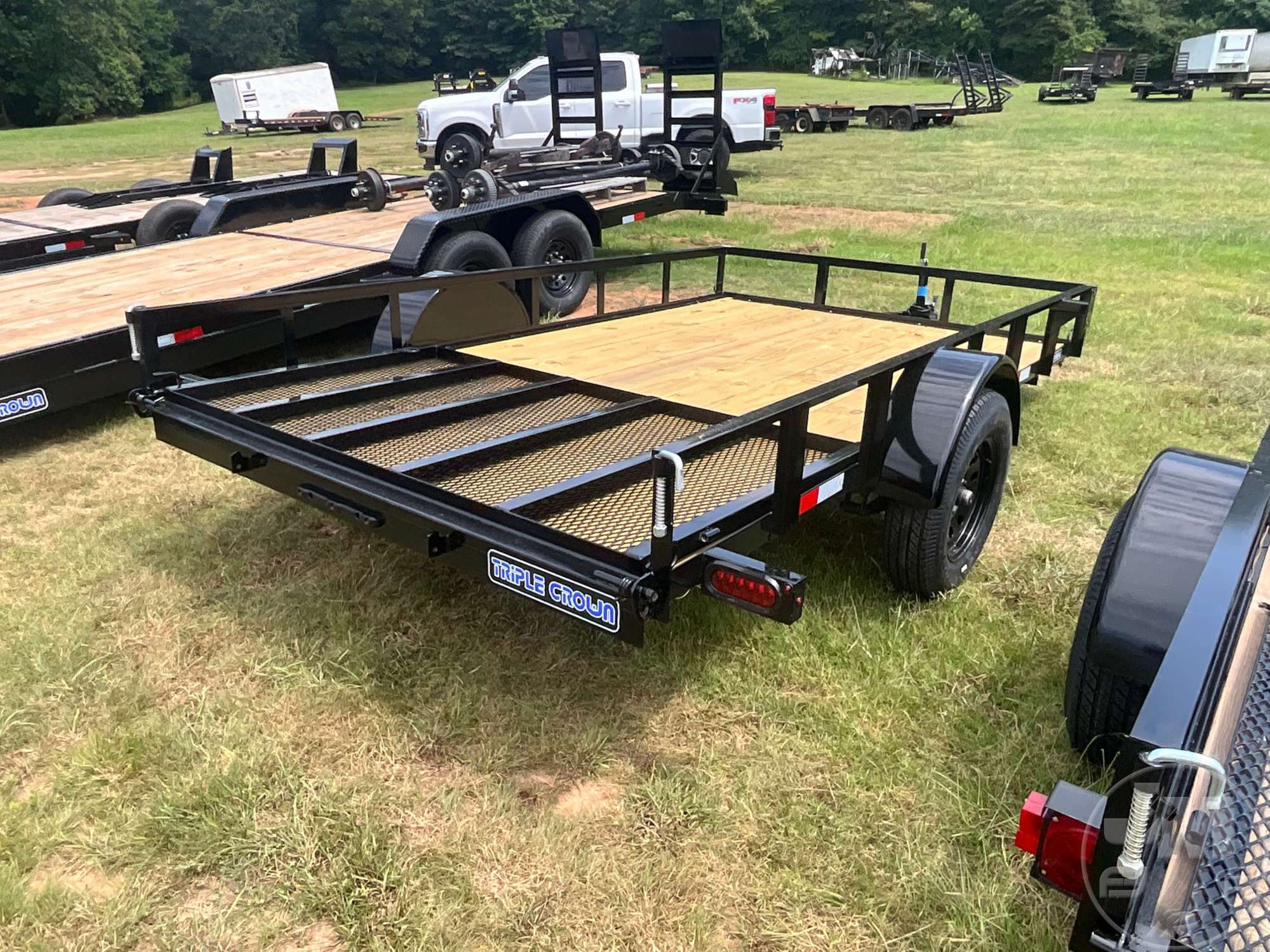 2027 TRIPLE CROWN TRAILERS, INC U7X12S140