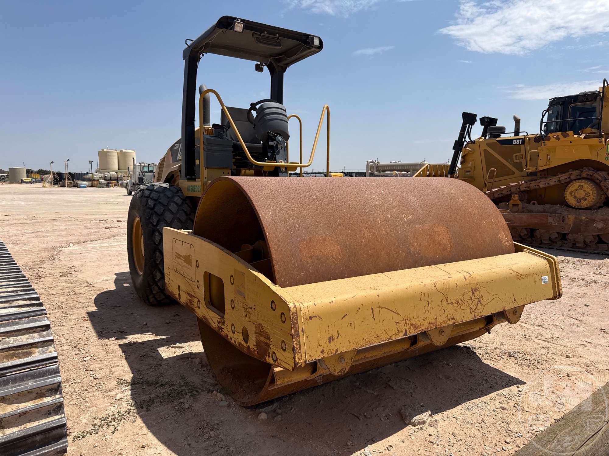 2011 Caterpillar CS56
