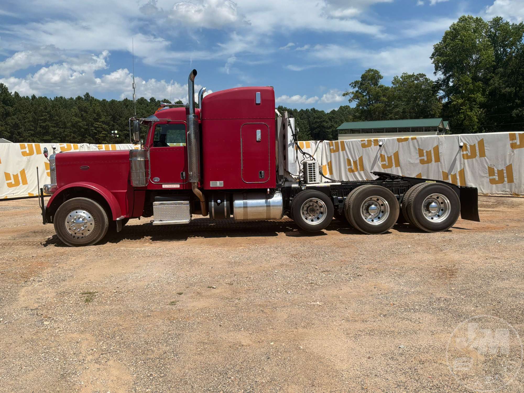 2016 Peterbilt 389