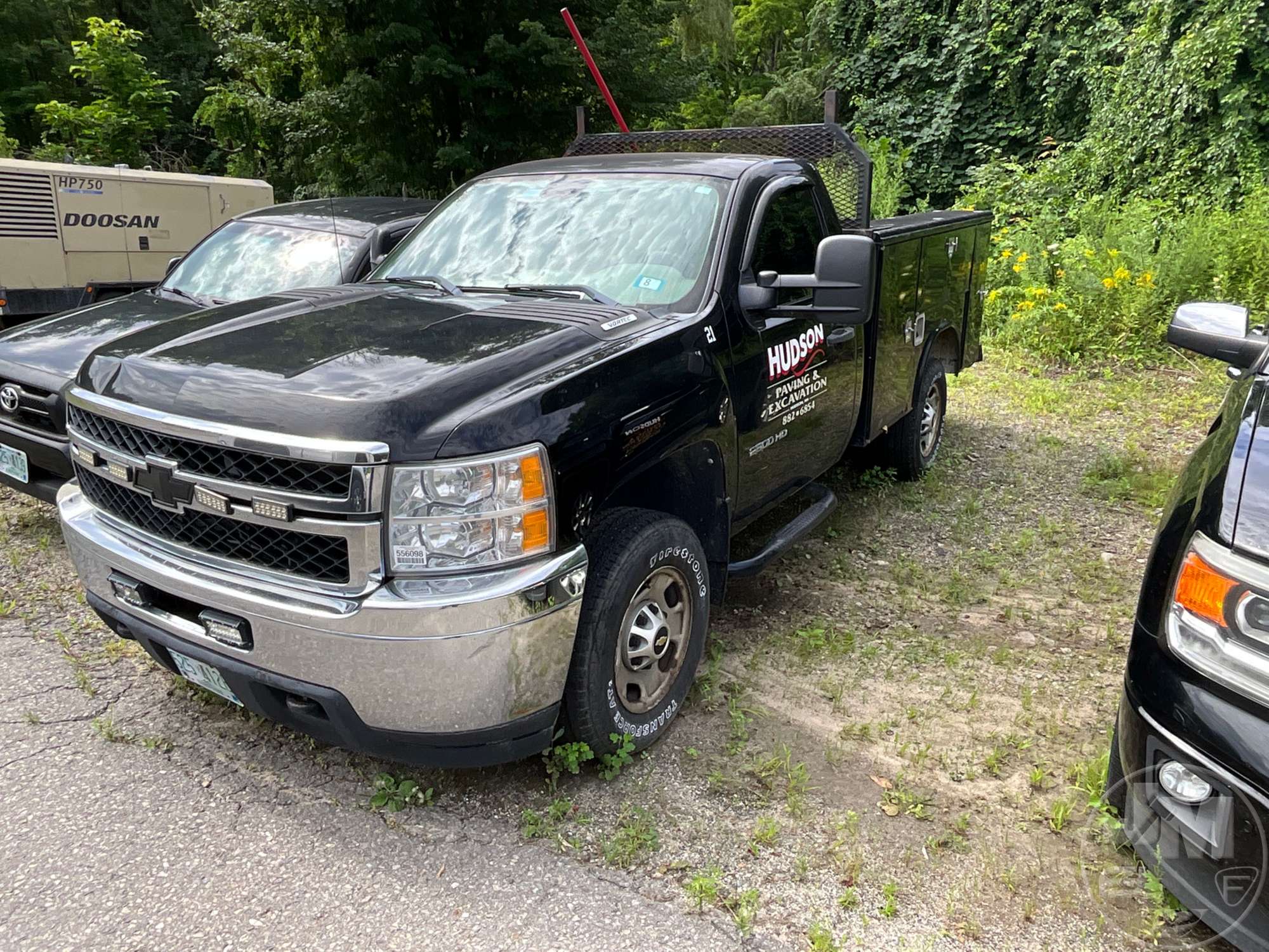 Photo of 2011 Chevrolet Silverado