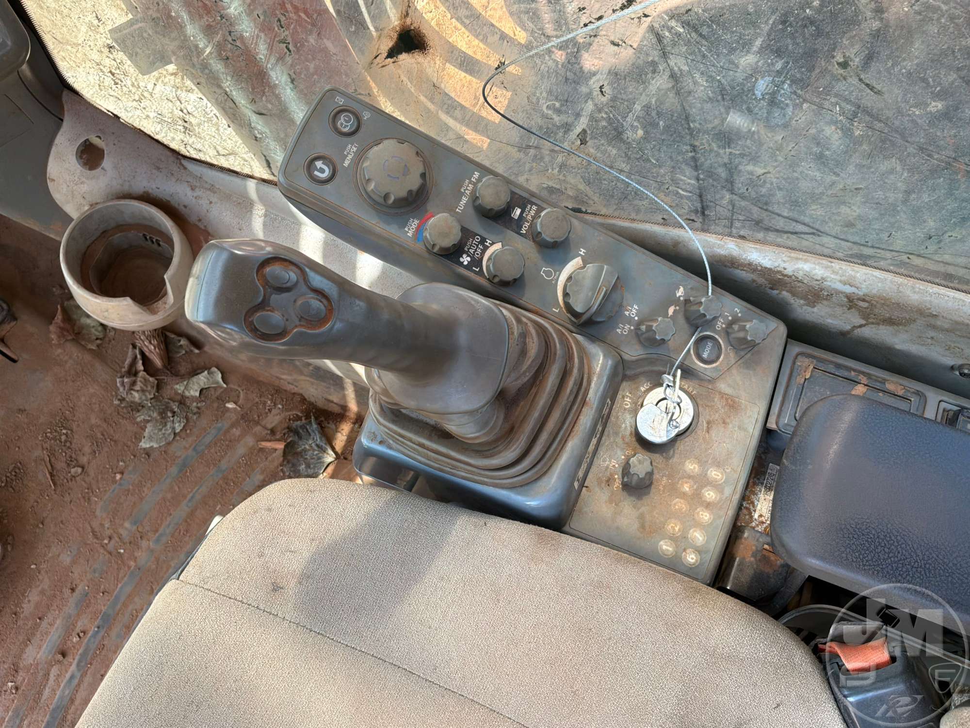 2019 Hitachi ZX300LC-6