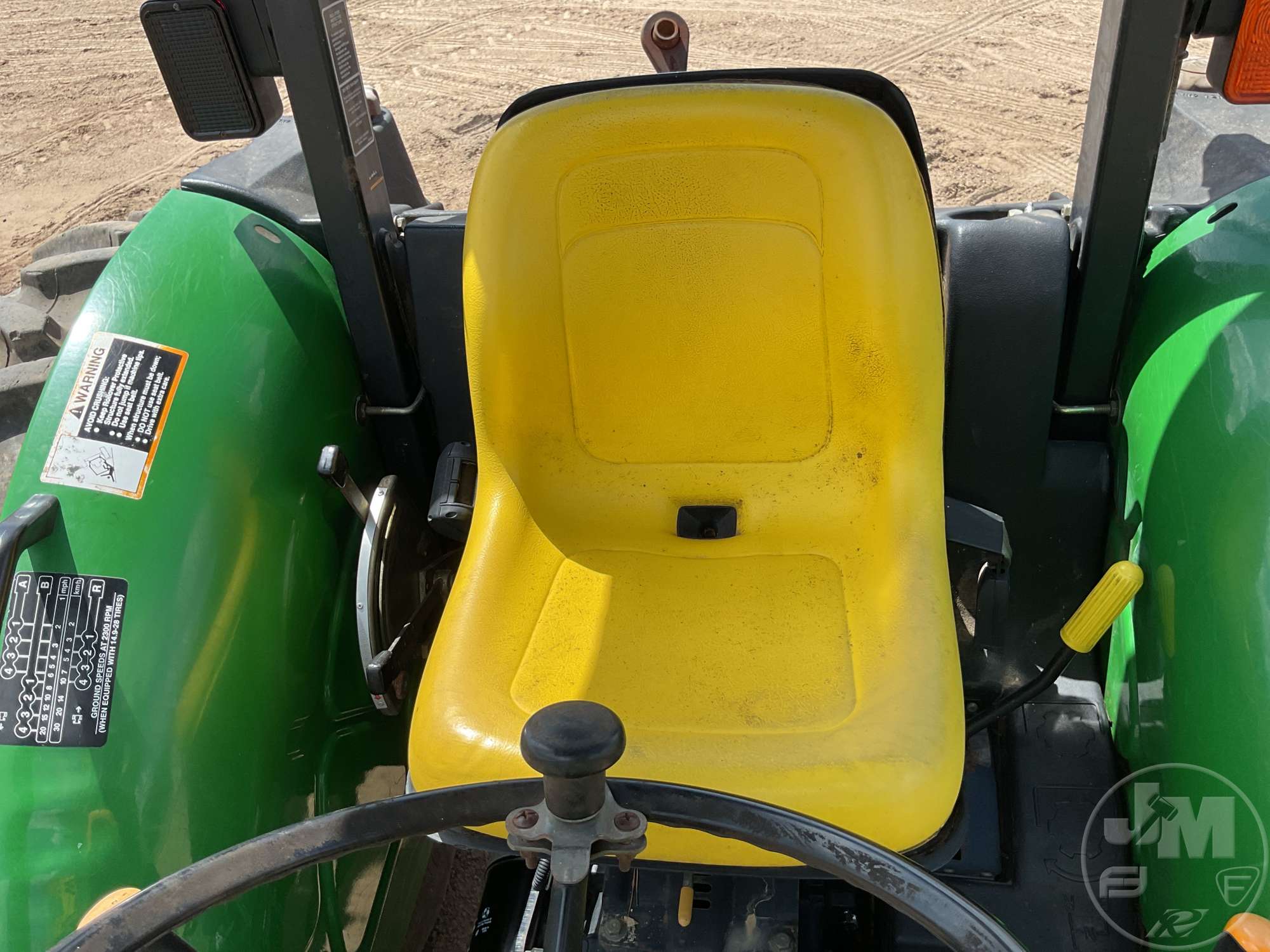 0 John Deere 5105