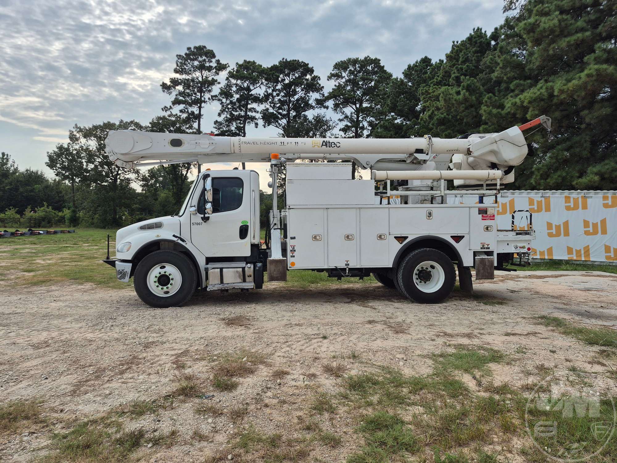2016 Freightliner M2