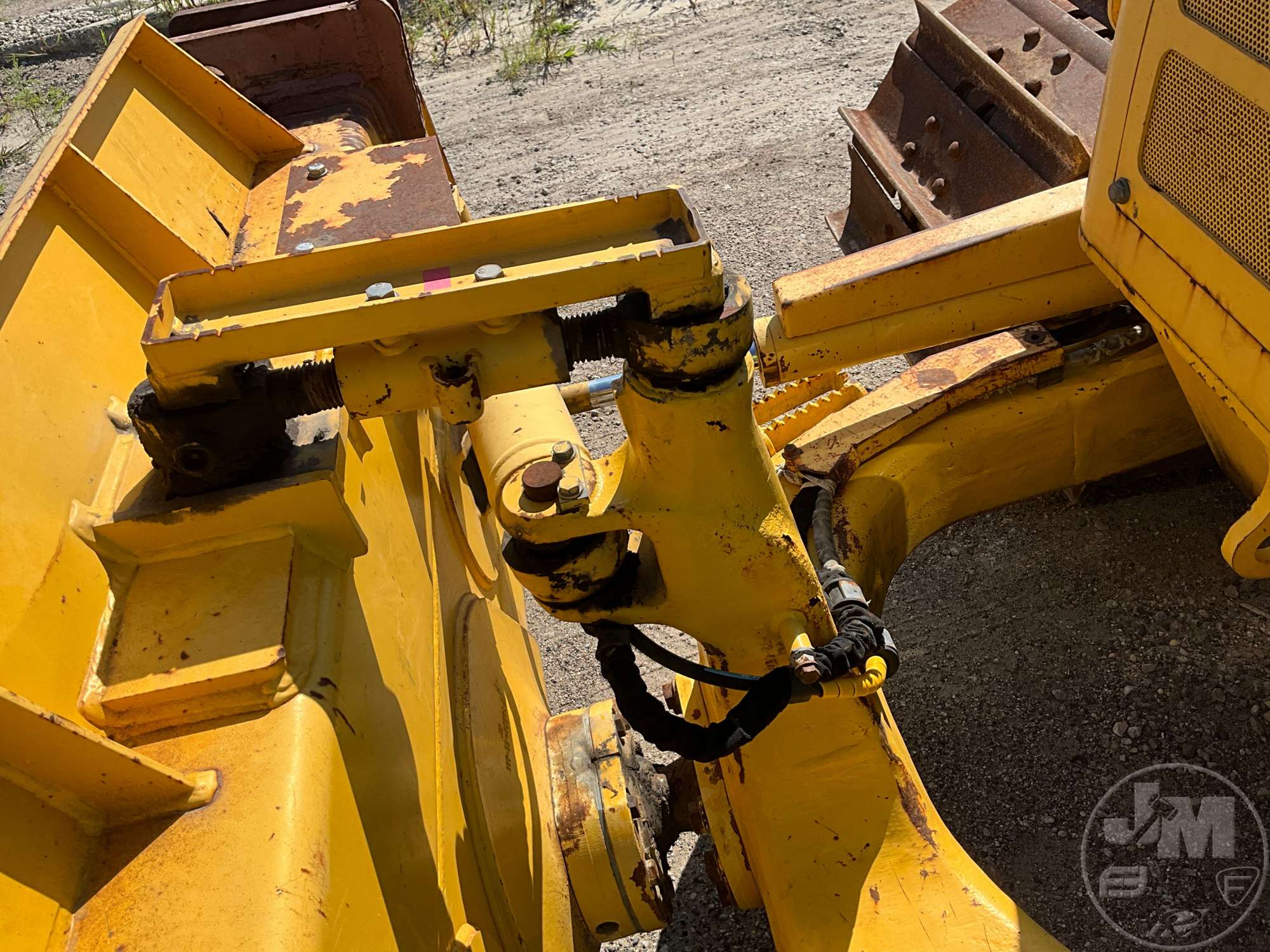 2020 Komatsu D39PX-24