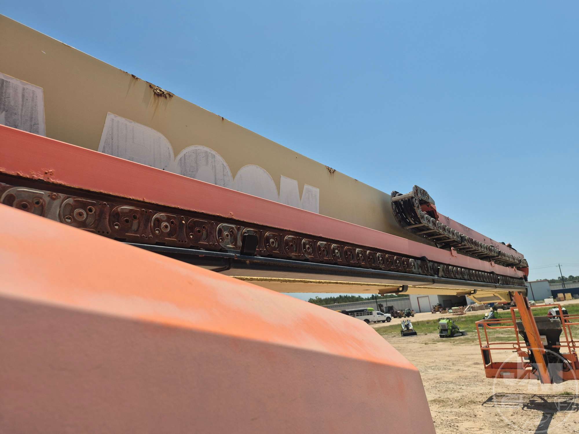 2013 JLG 1200SJP