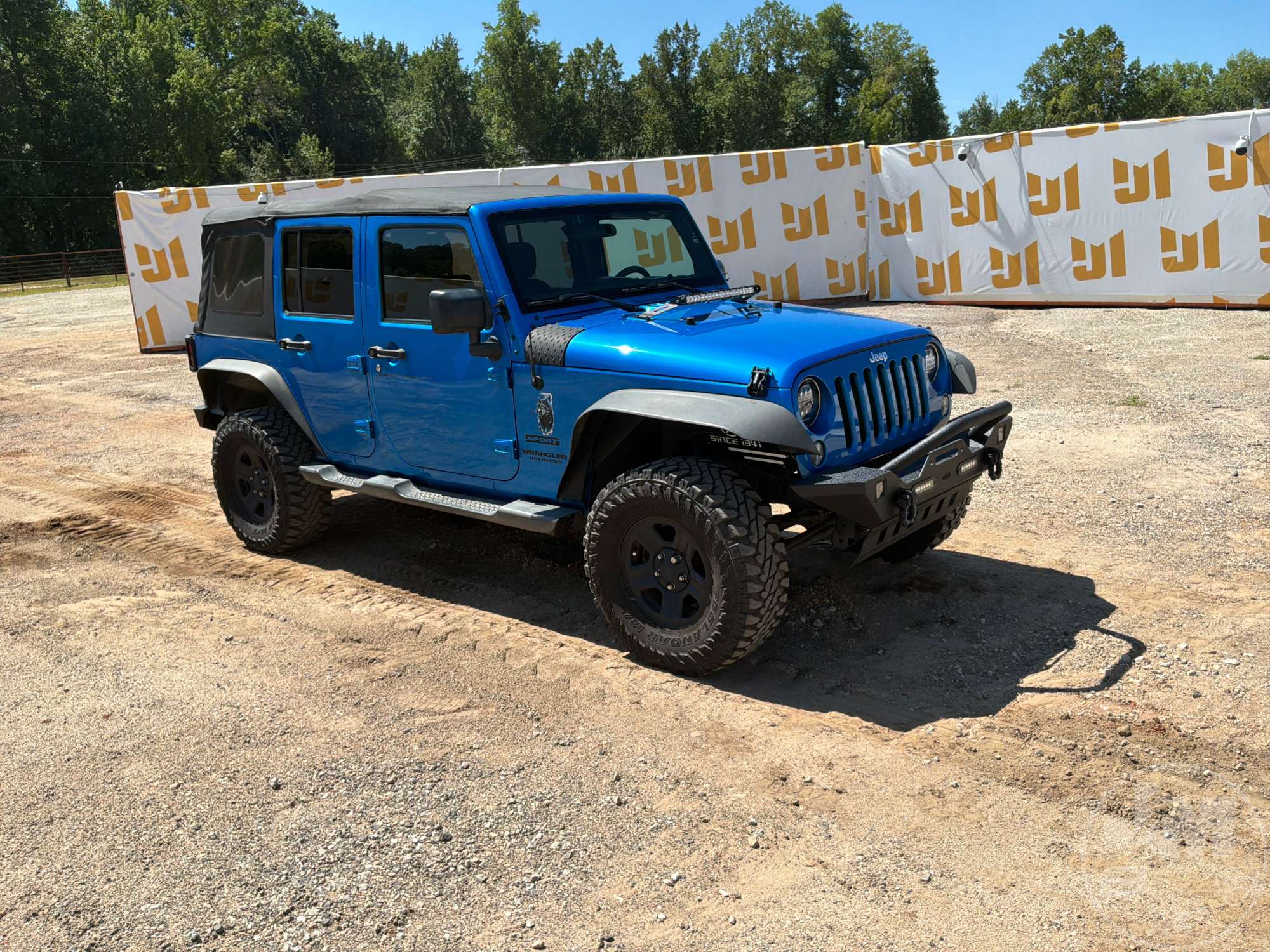 2016 Jeep WRANGLER