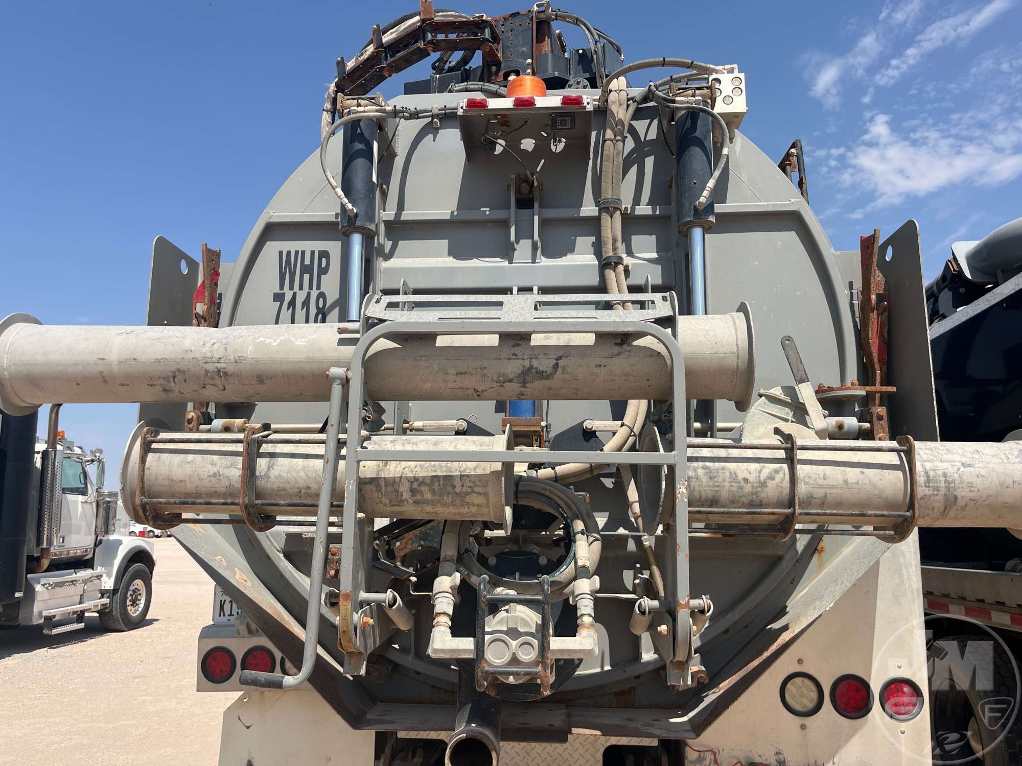 2021 Kenworth T880