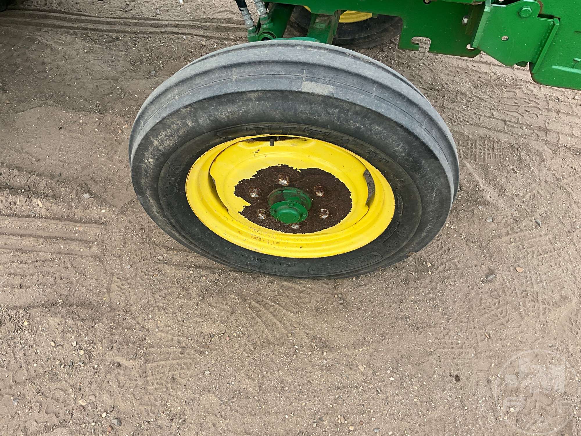 0 John Deere 3005
