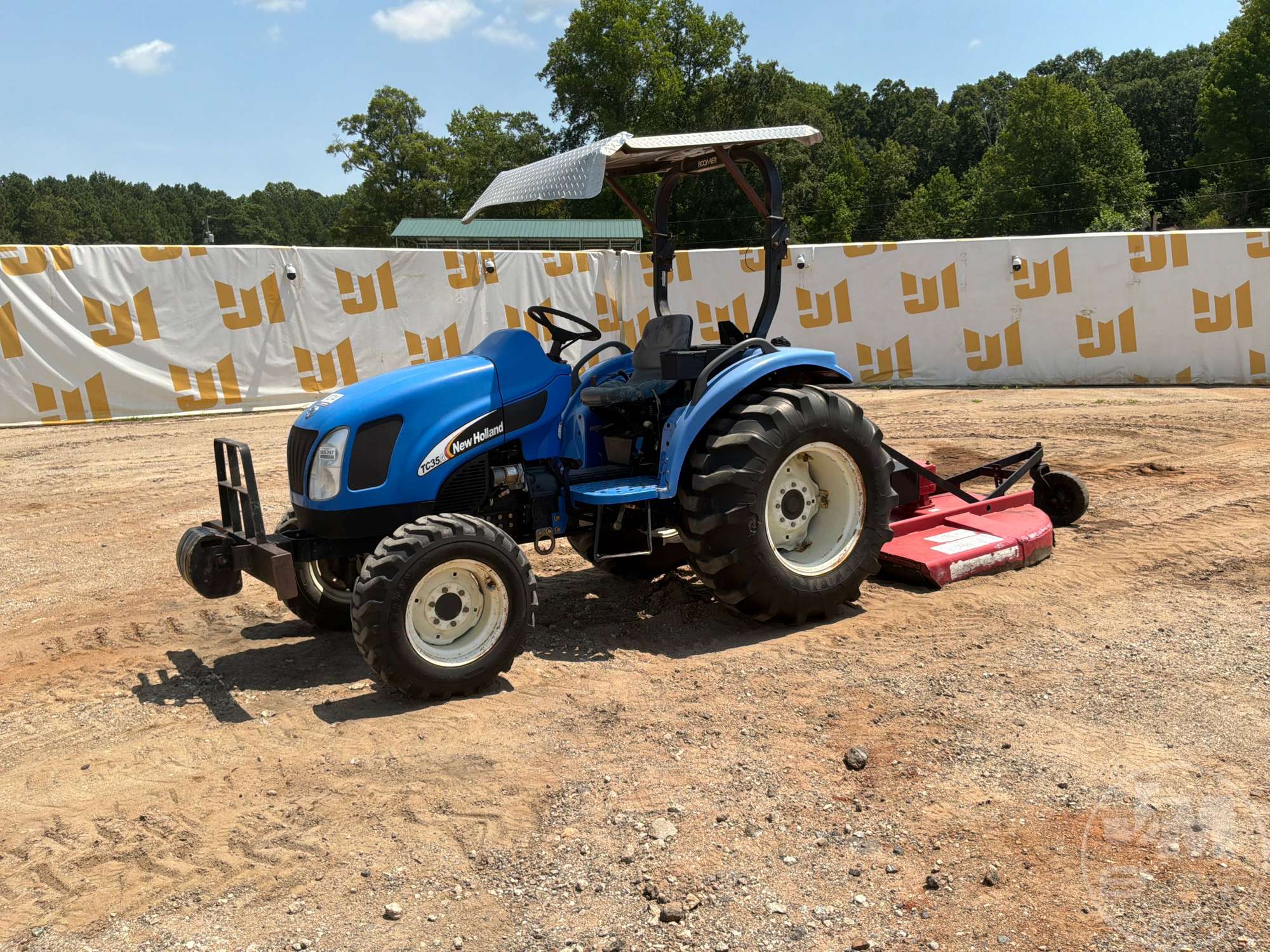 Photo of 2004 New Holland TC35A