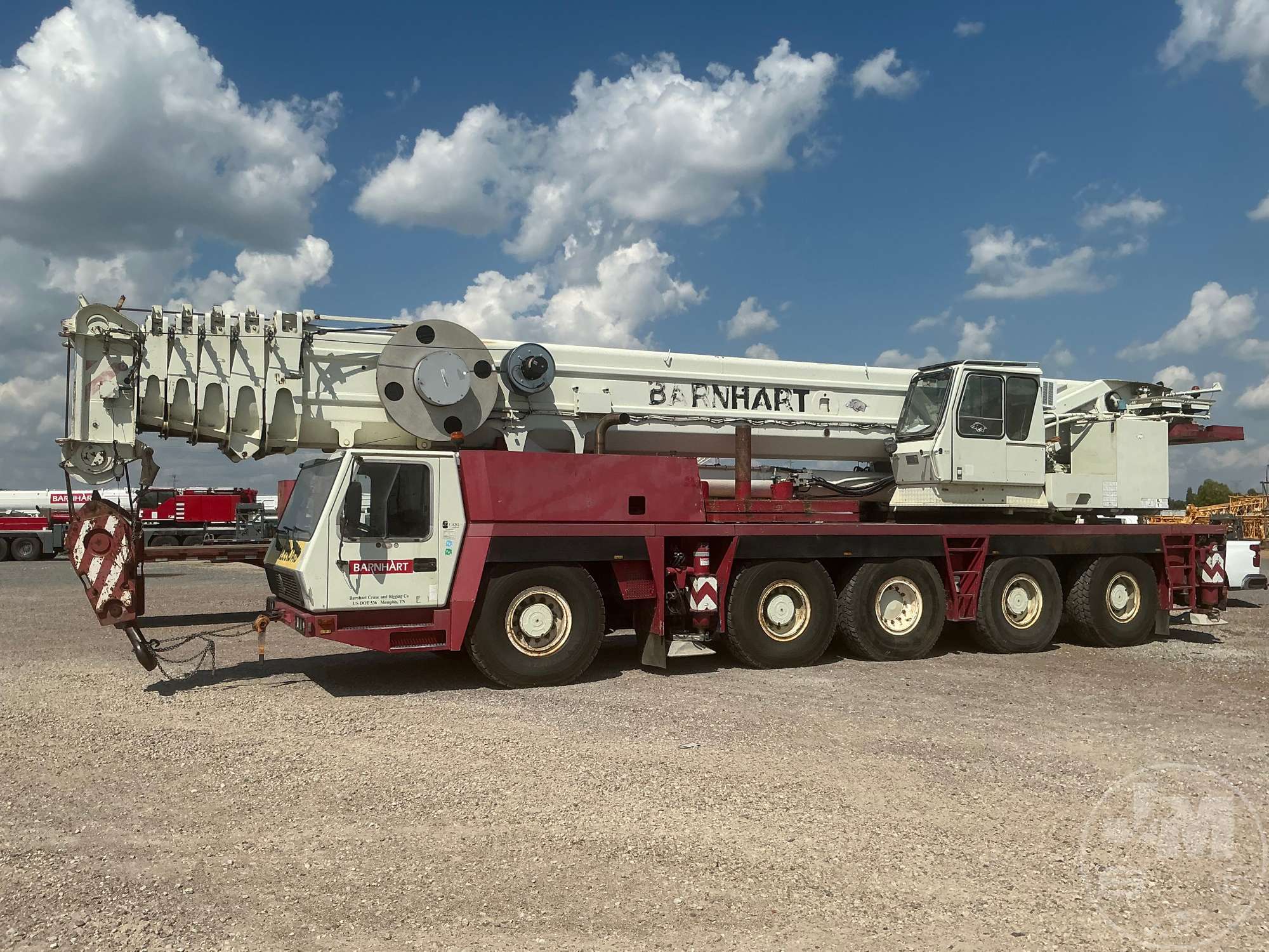 2000 Grove GMK5210