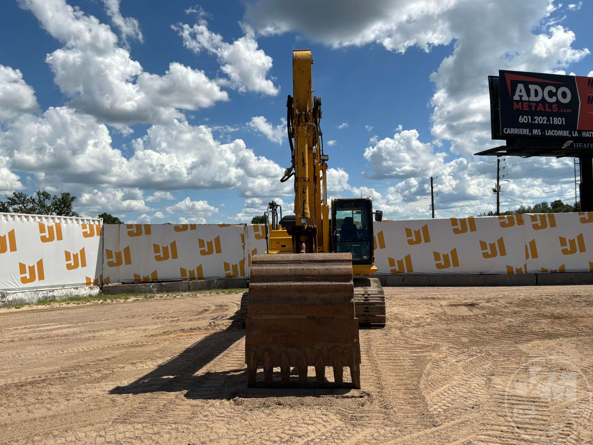 2019 Komatsu PC210LC-11