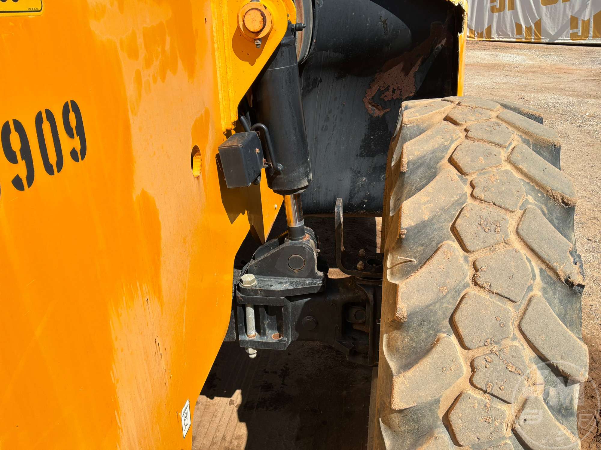 2018 JCB 509-42