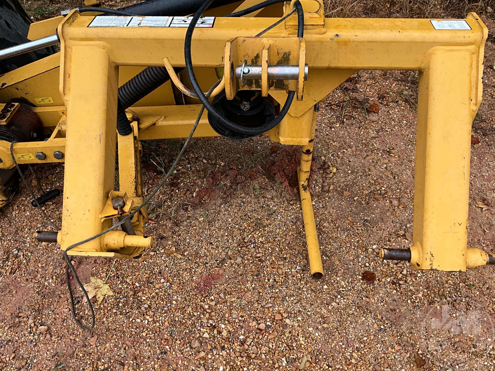 0 Vermeer M7040