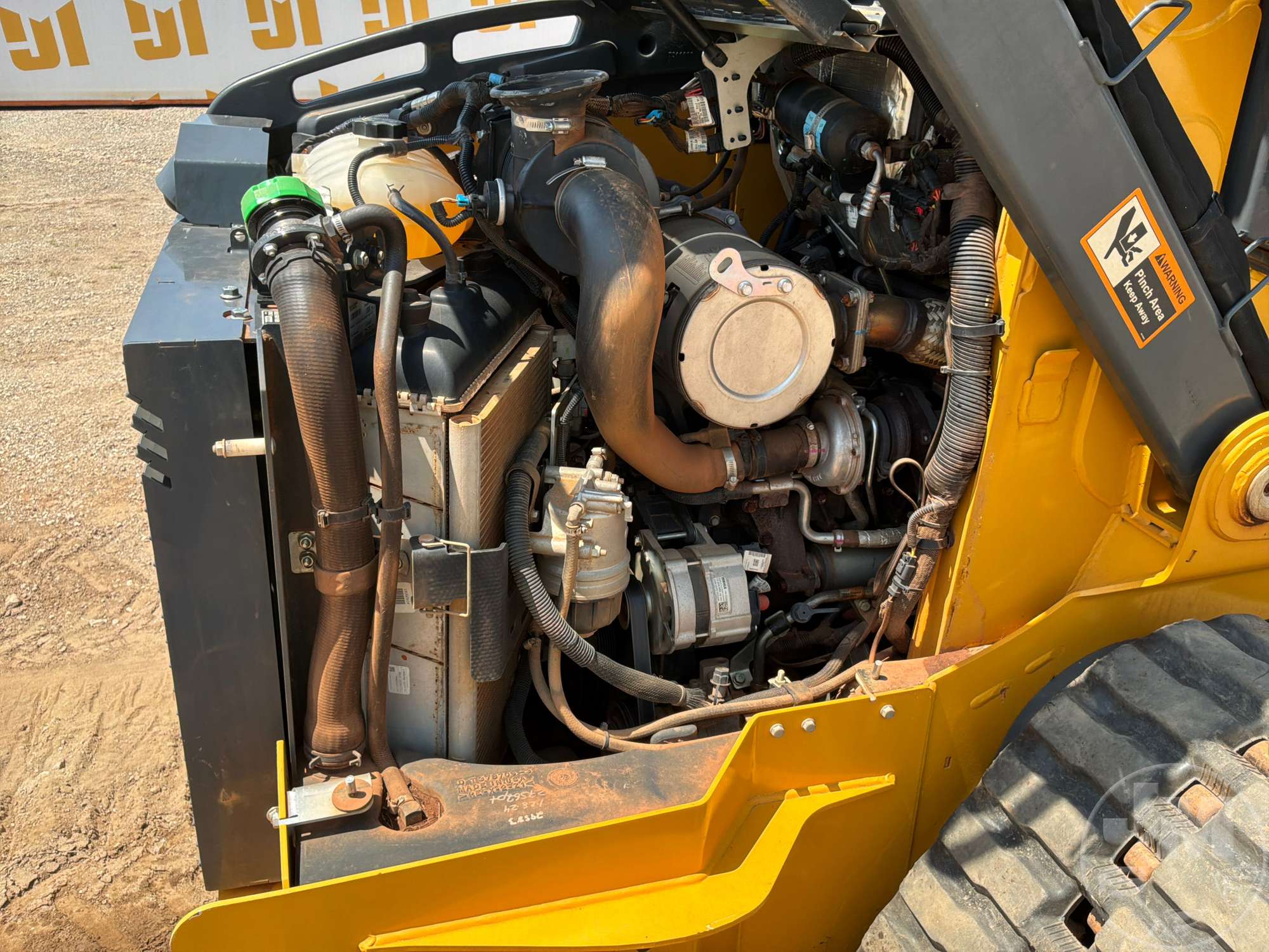 2024 John Deere 325G