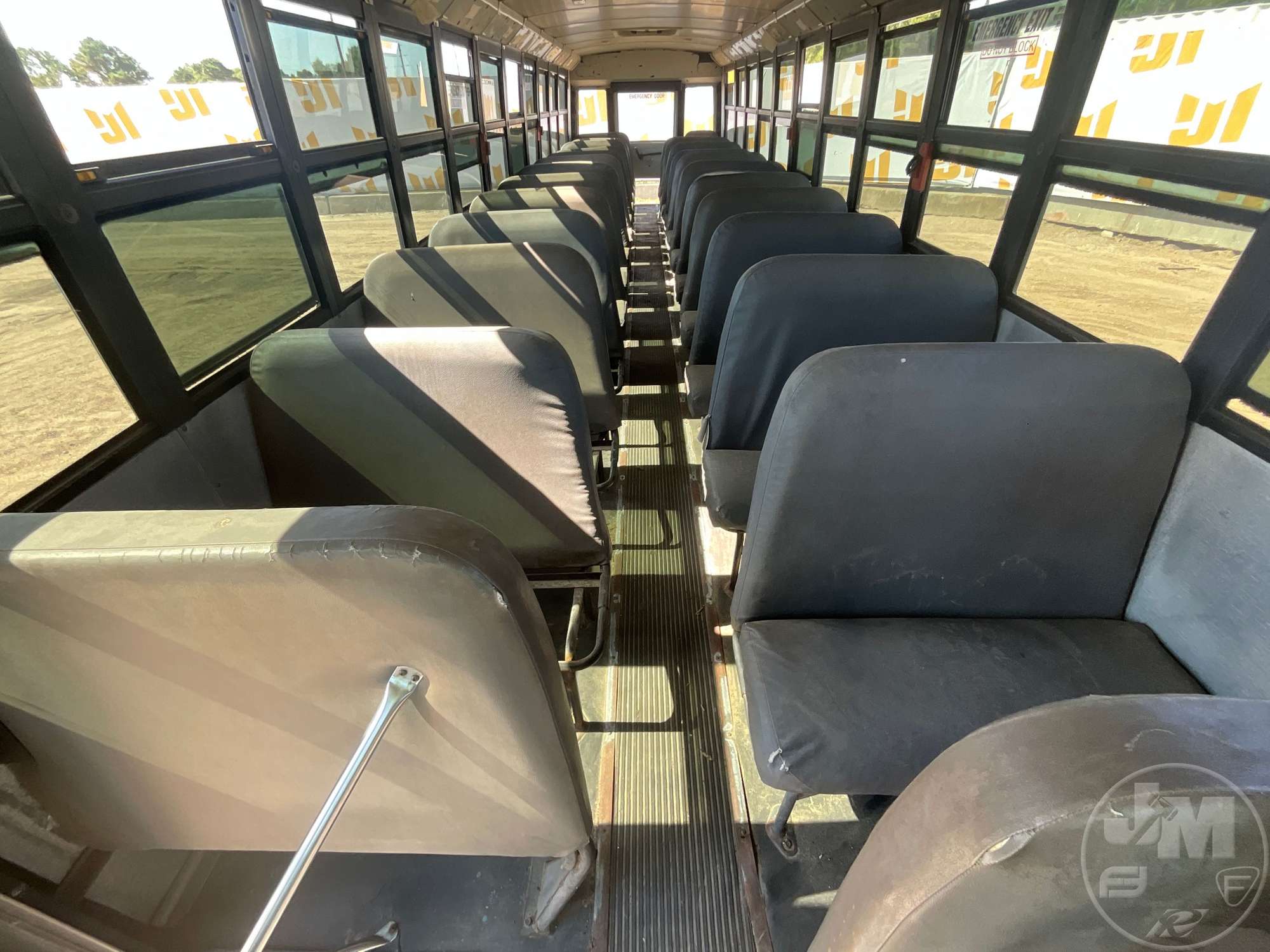 2007 Freightliner B2 BUS CHASSIS
