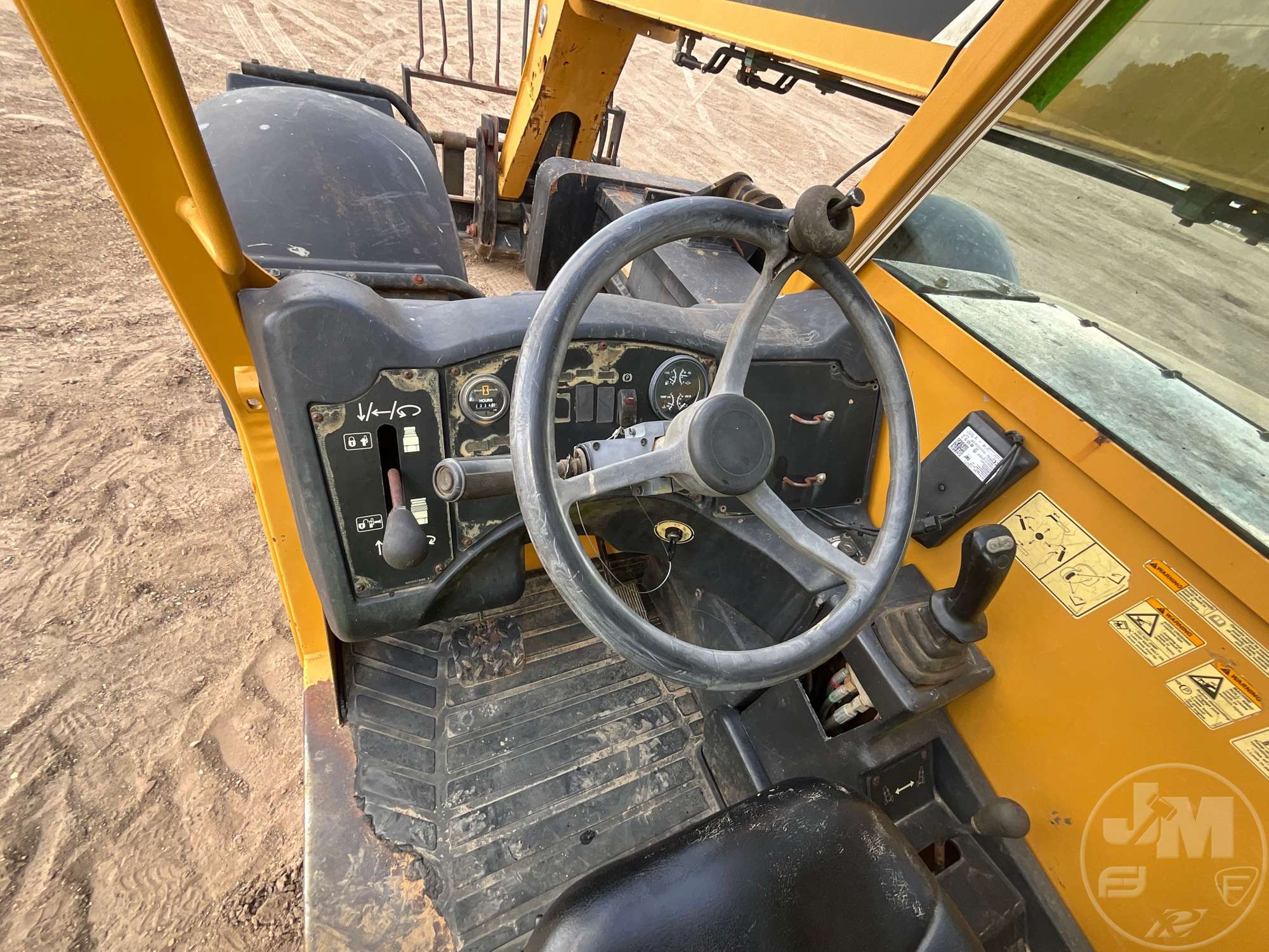 2009 Caterpillar TL943