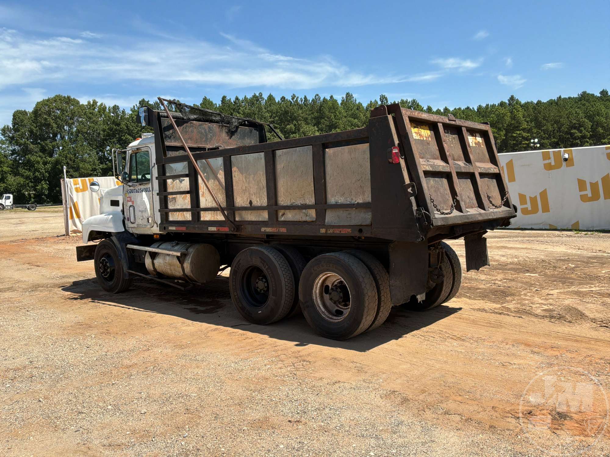 1993 Mack CH613