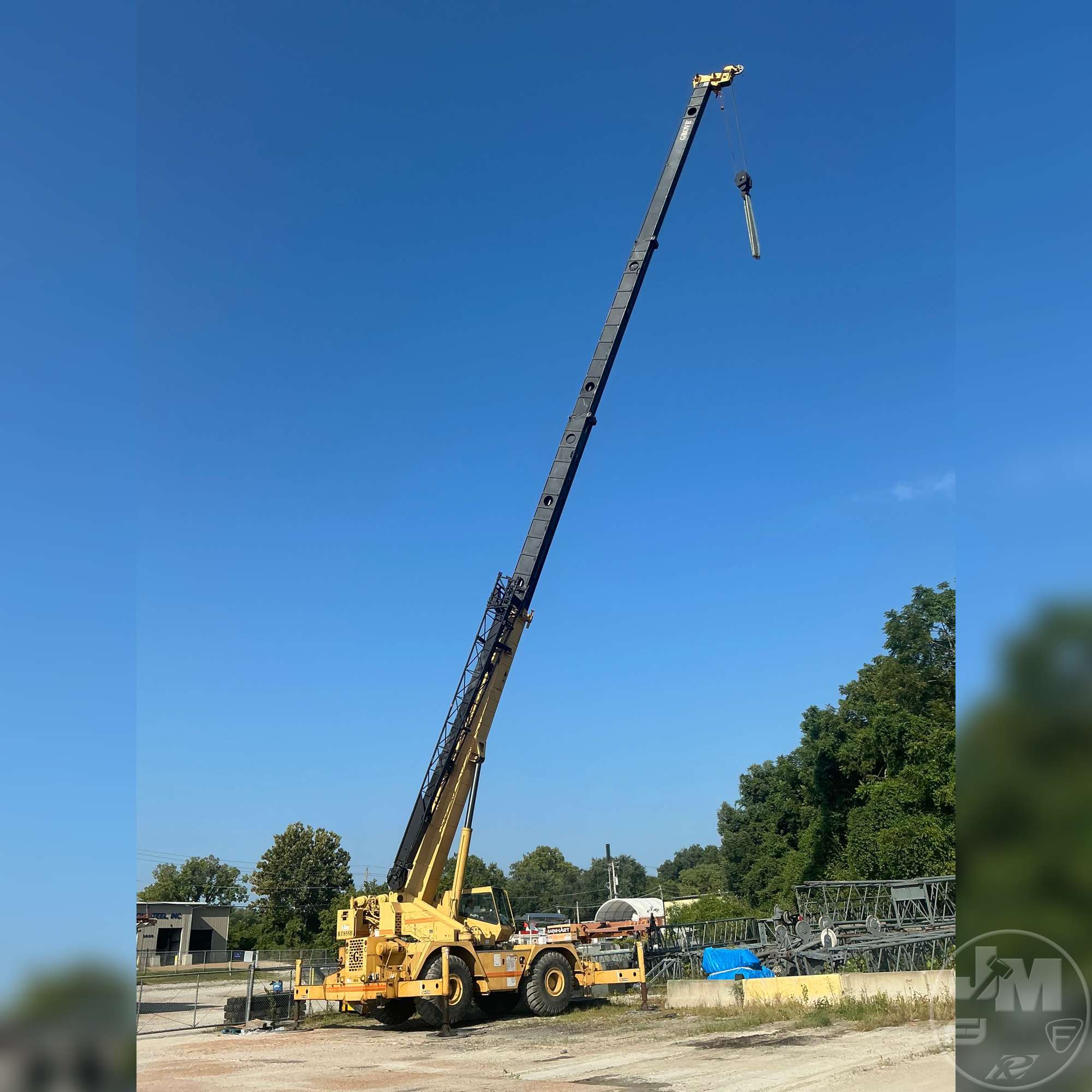 2000 Grove RT855B
