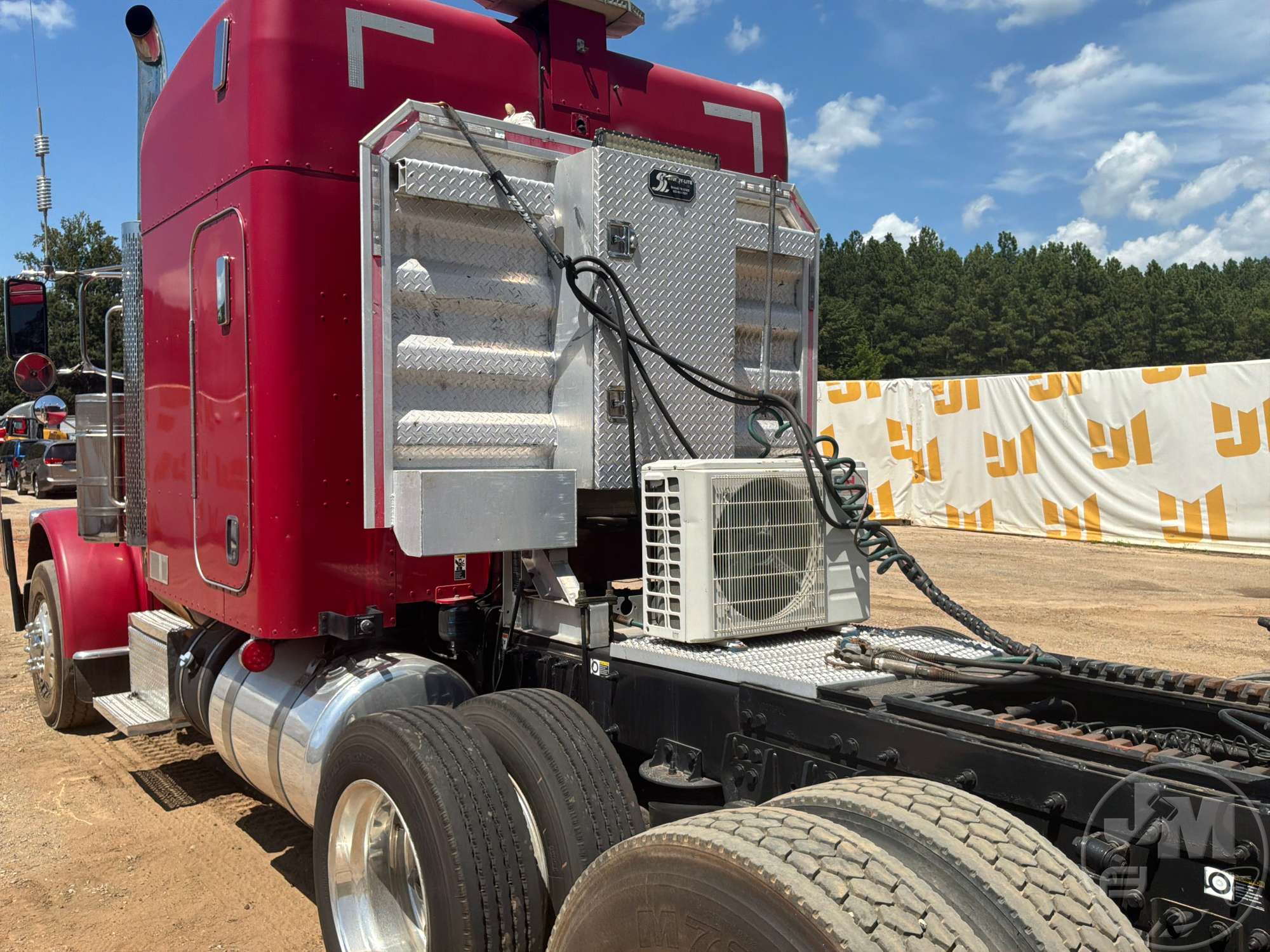 2016 Peterbilt 389