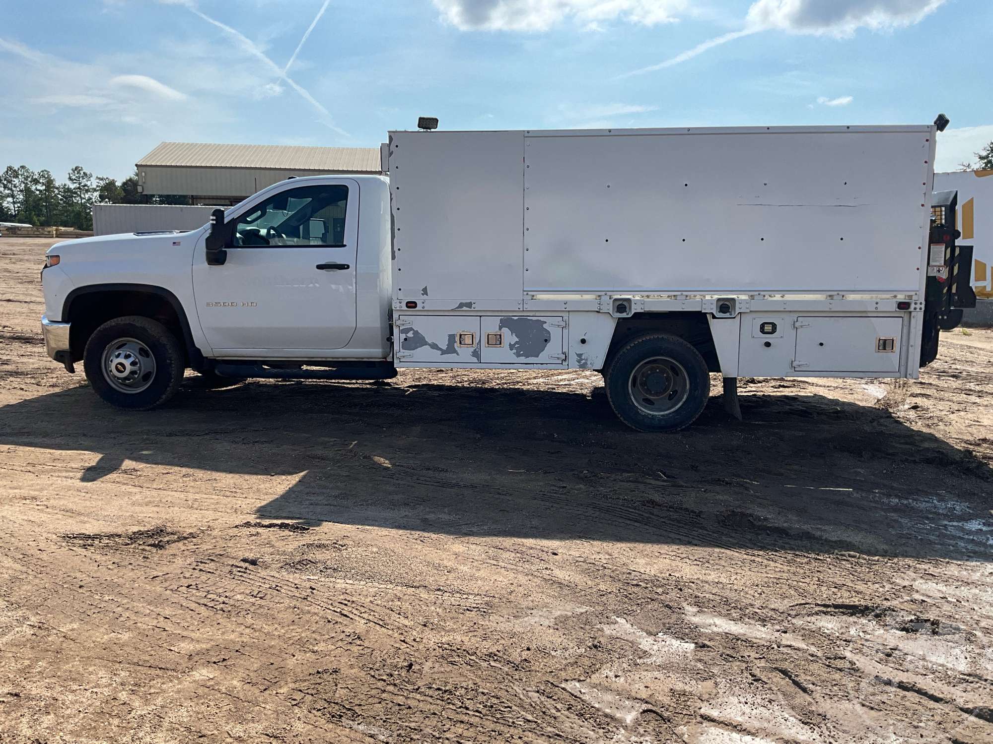 2021 Chevrolet SILVERADO