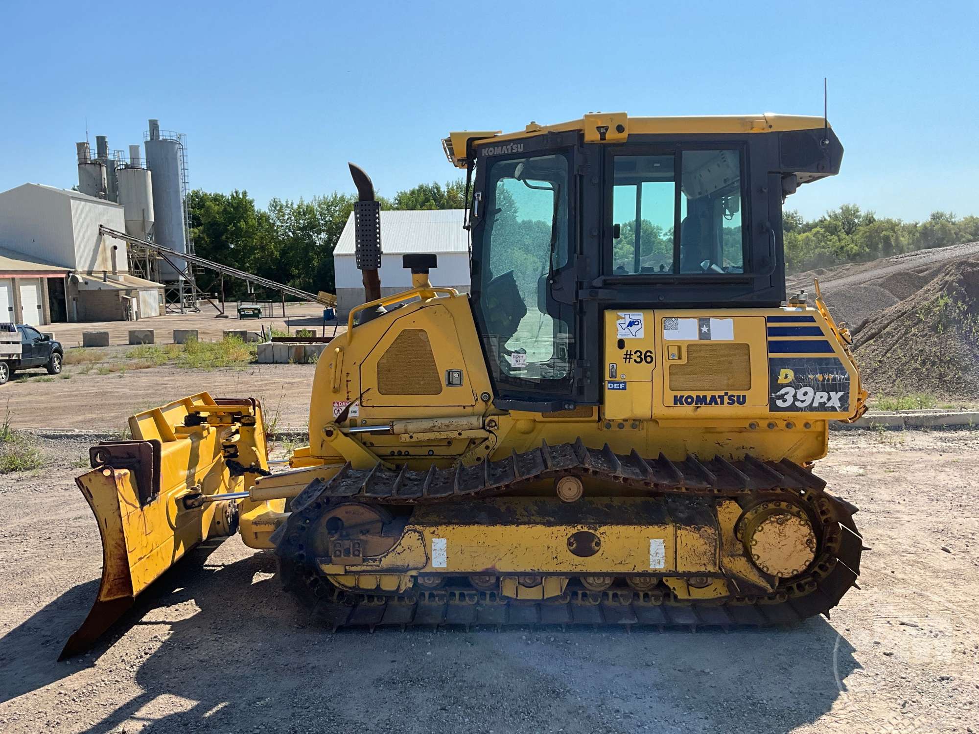 2020 Komatsu D39PX-24
