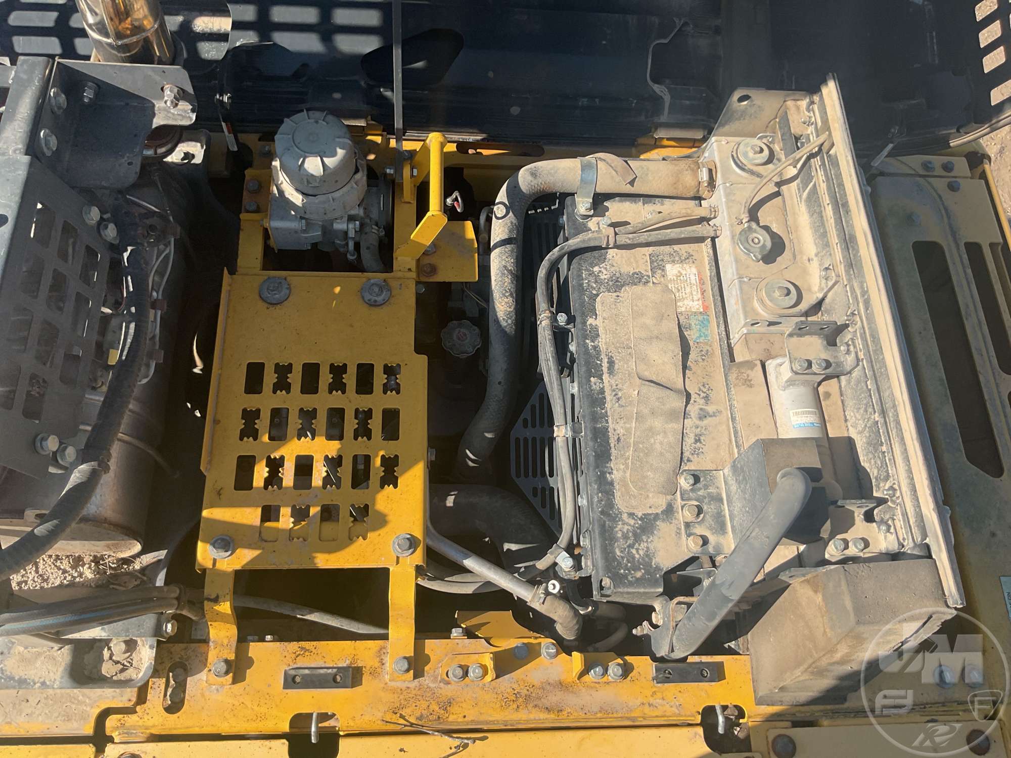 2017 Komatsu PC170LC-11