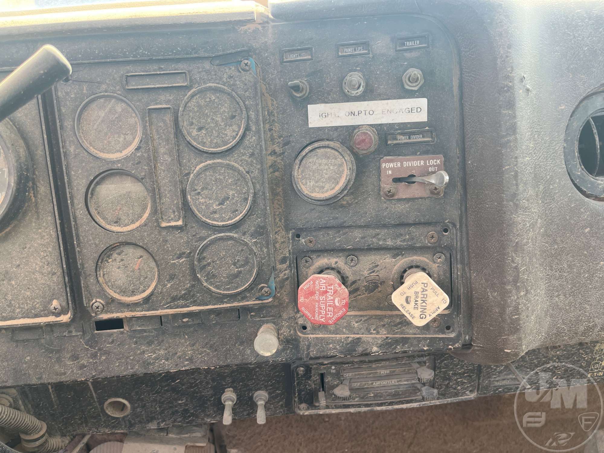1991 International 9300