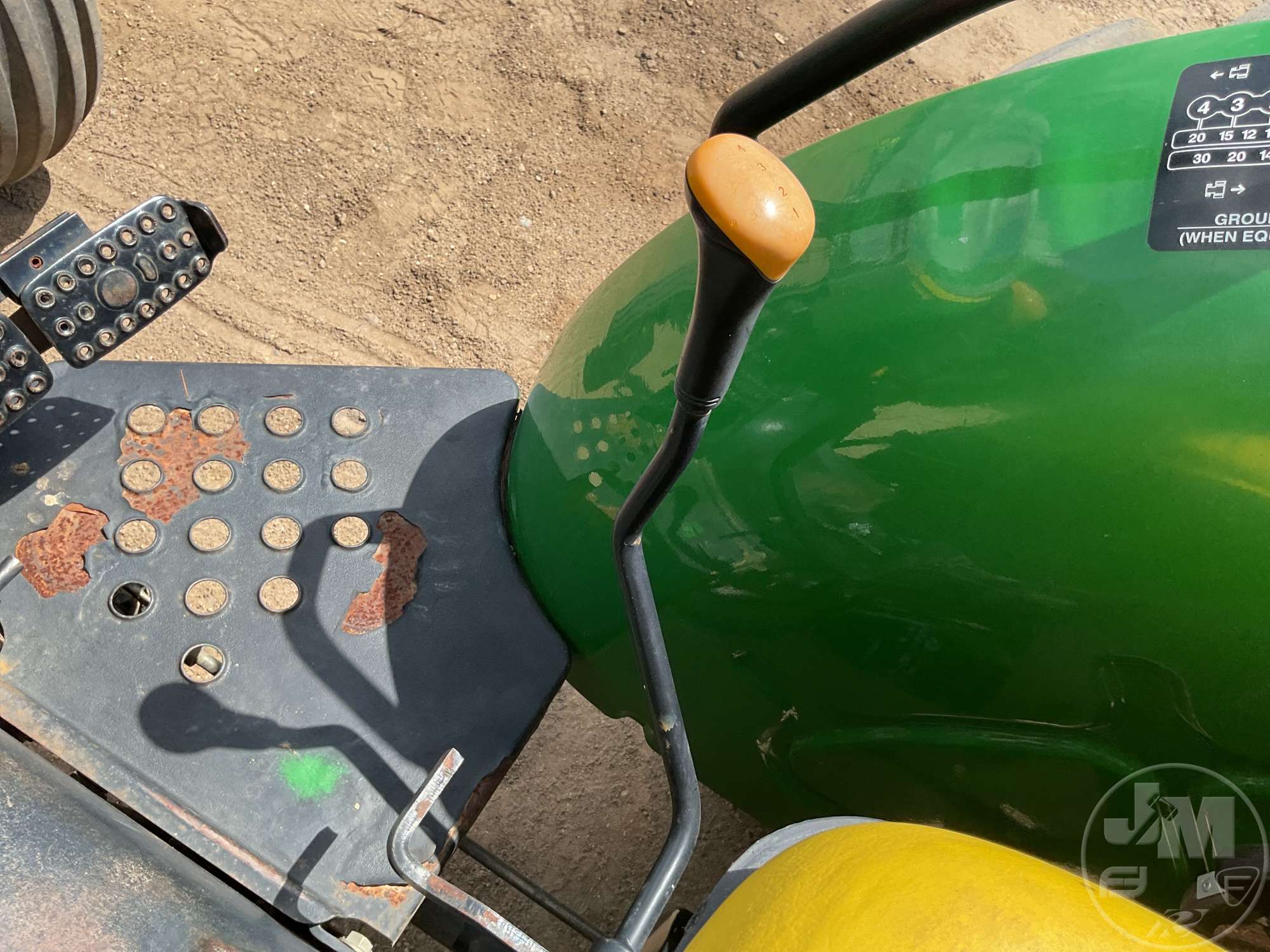 0 John Deere 5105