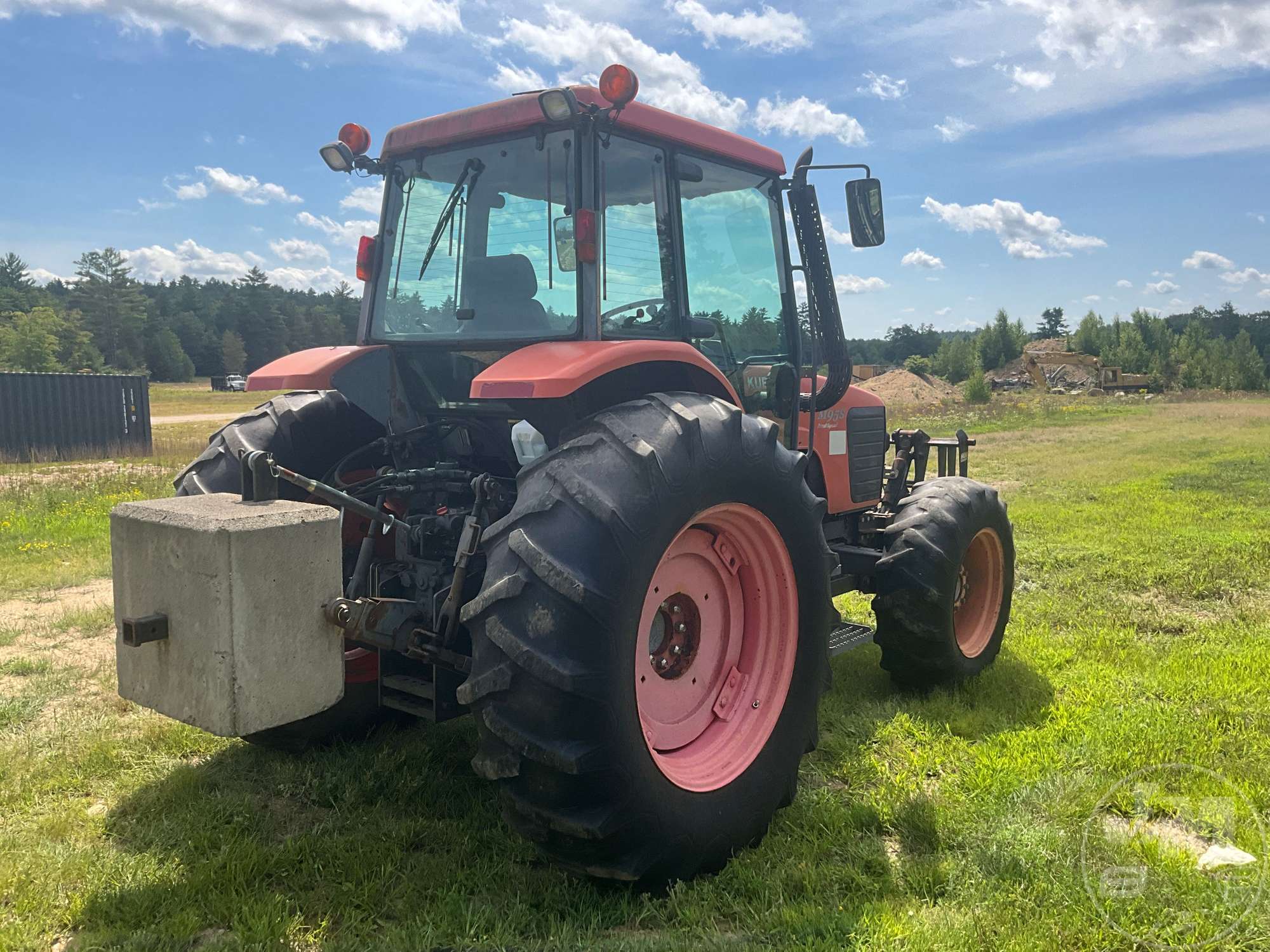 0 Kubota M95S