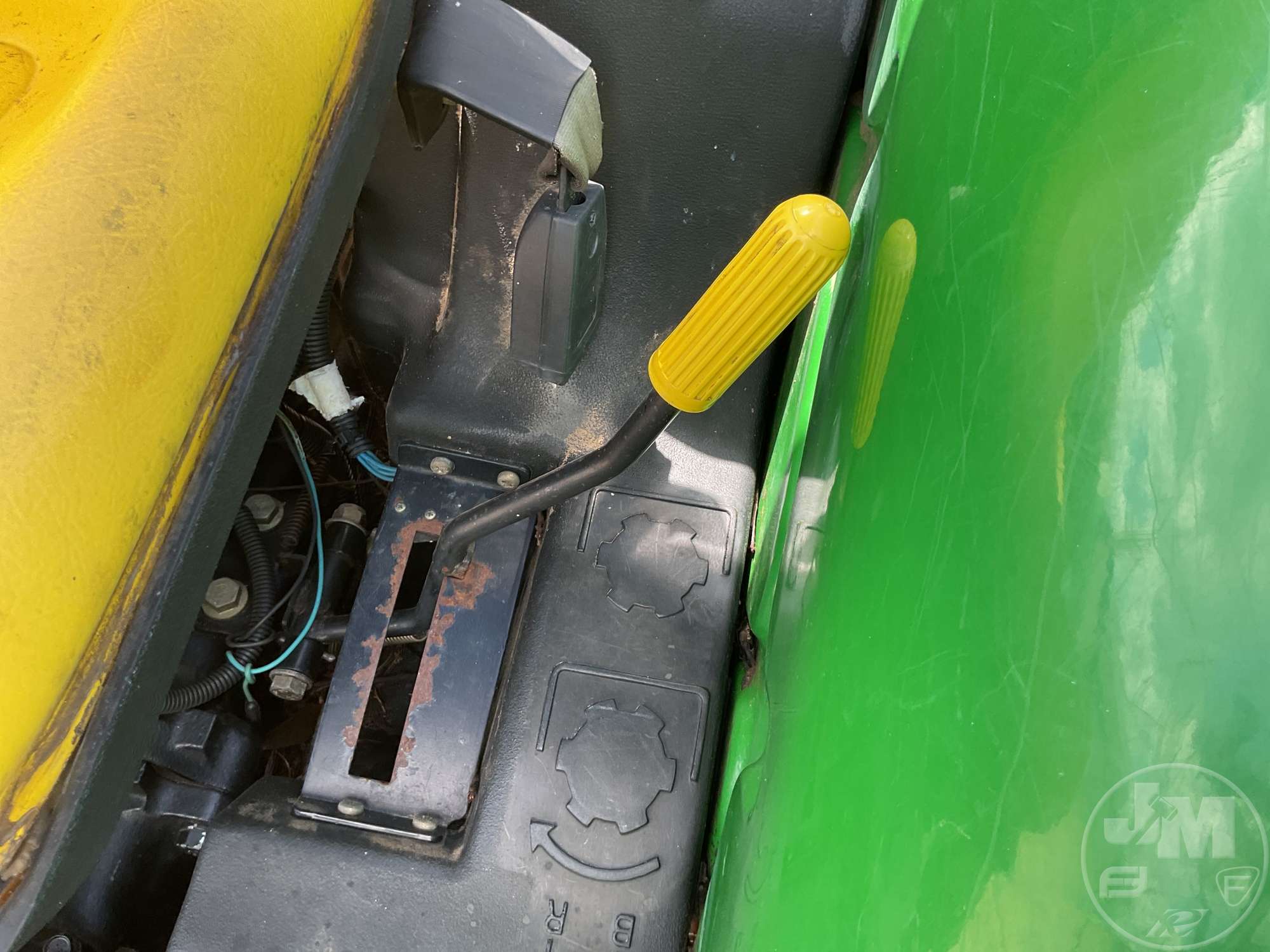 0 John Deere 5105