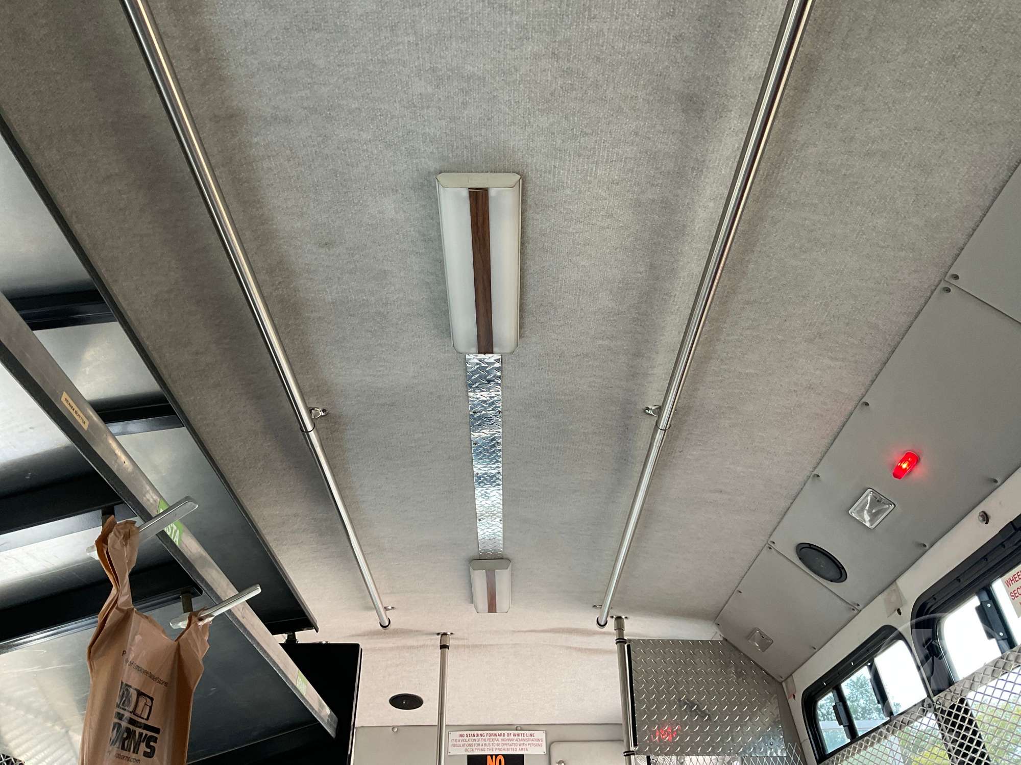 2006 Ford E-450