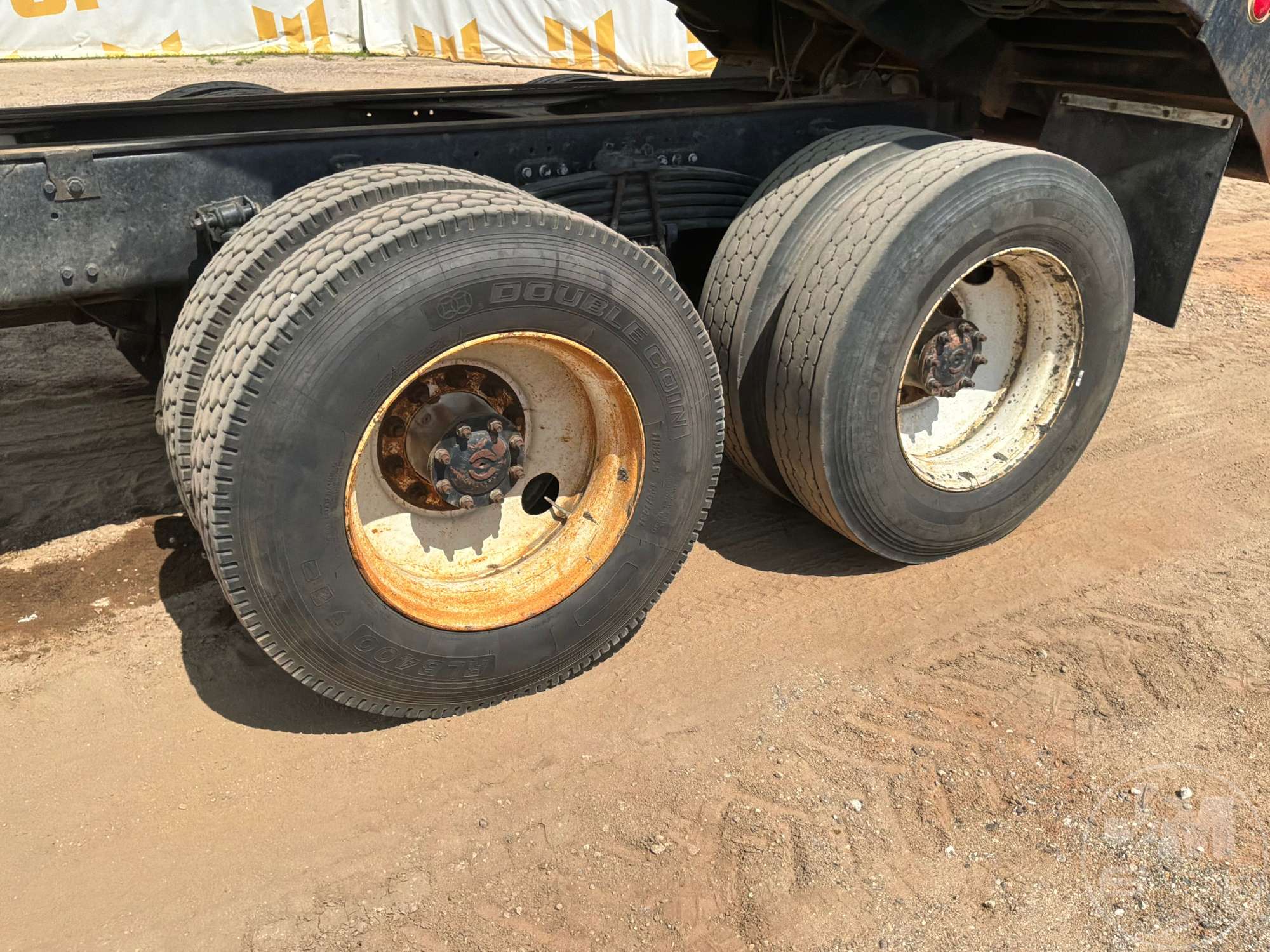 2014 Volvo VHD