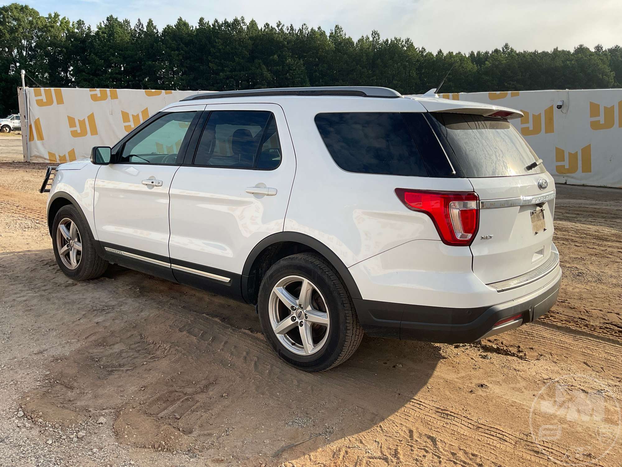 2019 Ford EXPLORER