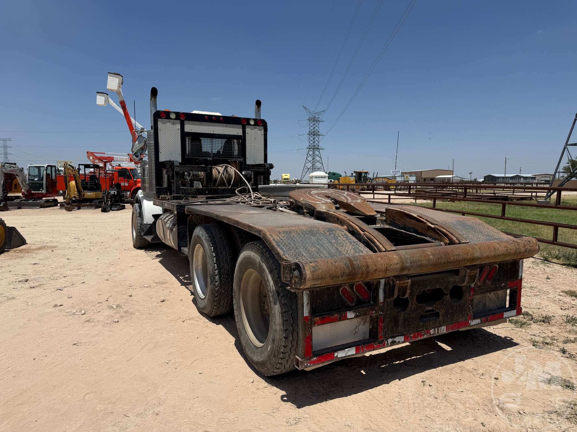 2007 Kenworth T8 SERIES