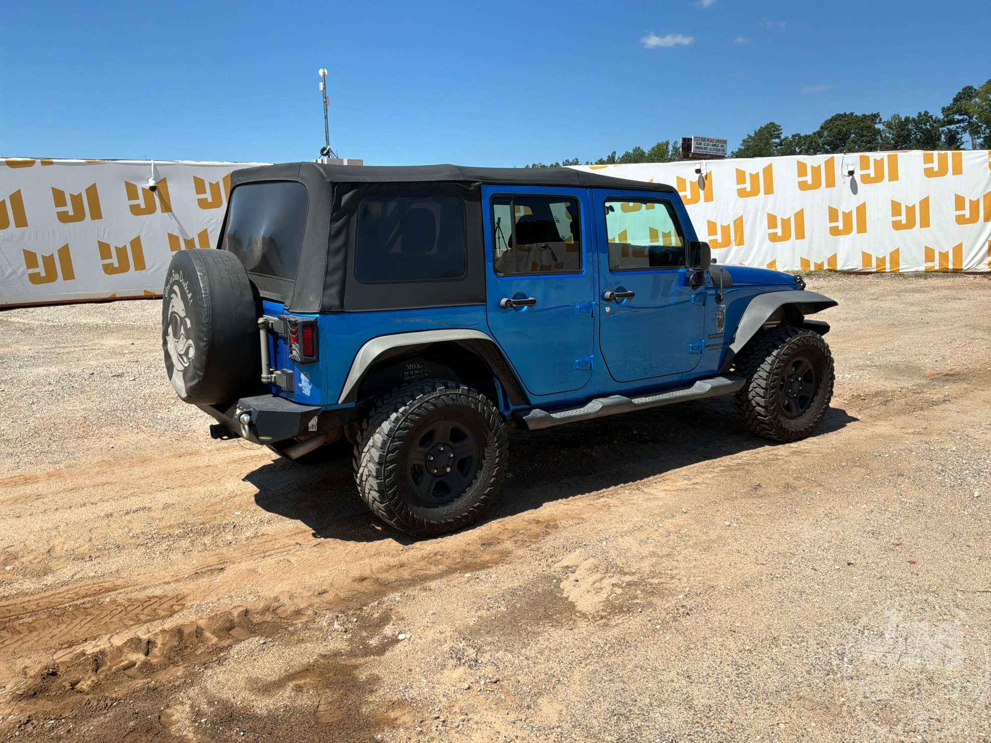 2016 Jeep WRANGLER