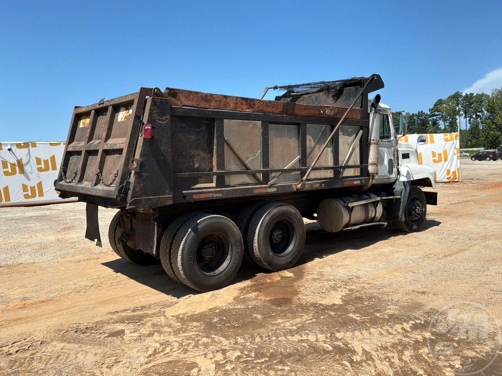 1993 Mack CH613