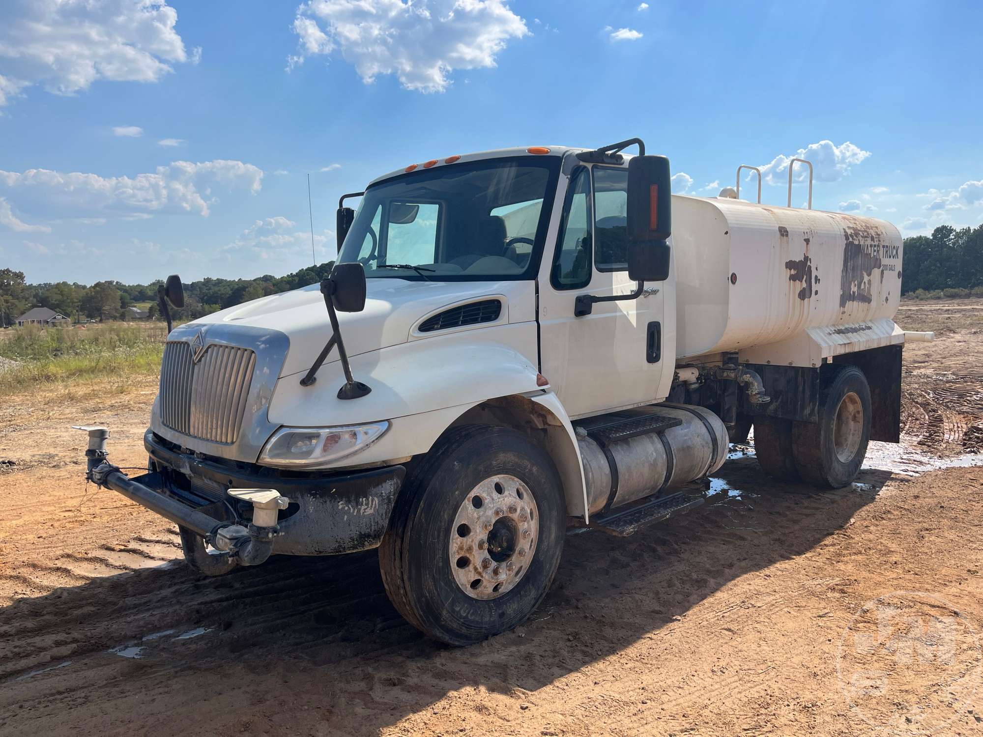 Photo of 2010 International 4300 SBA 4X2