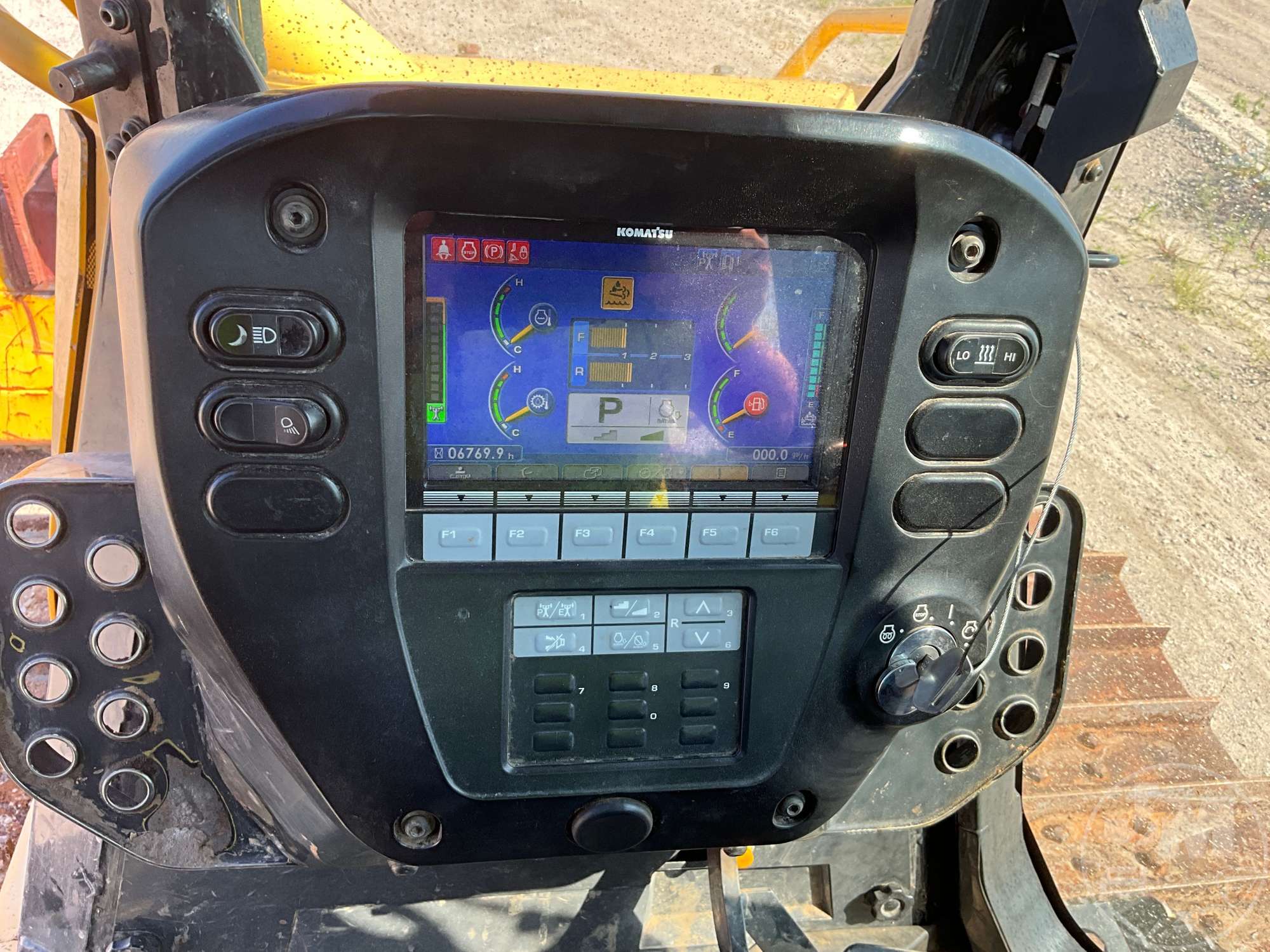 2020 Komatsu D39PX-24