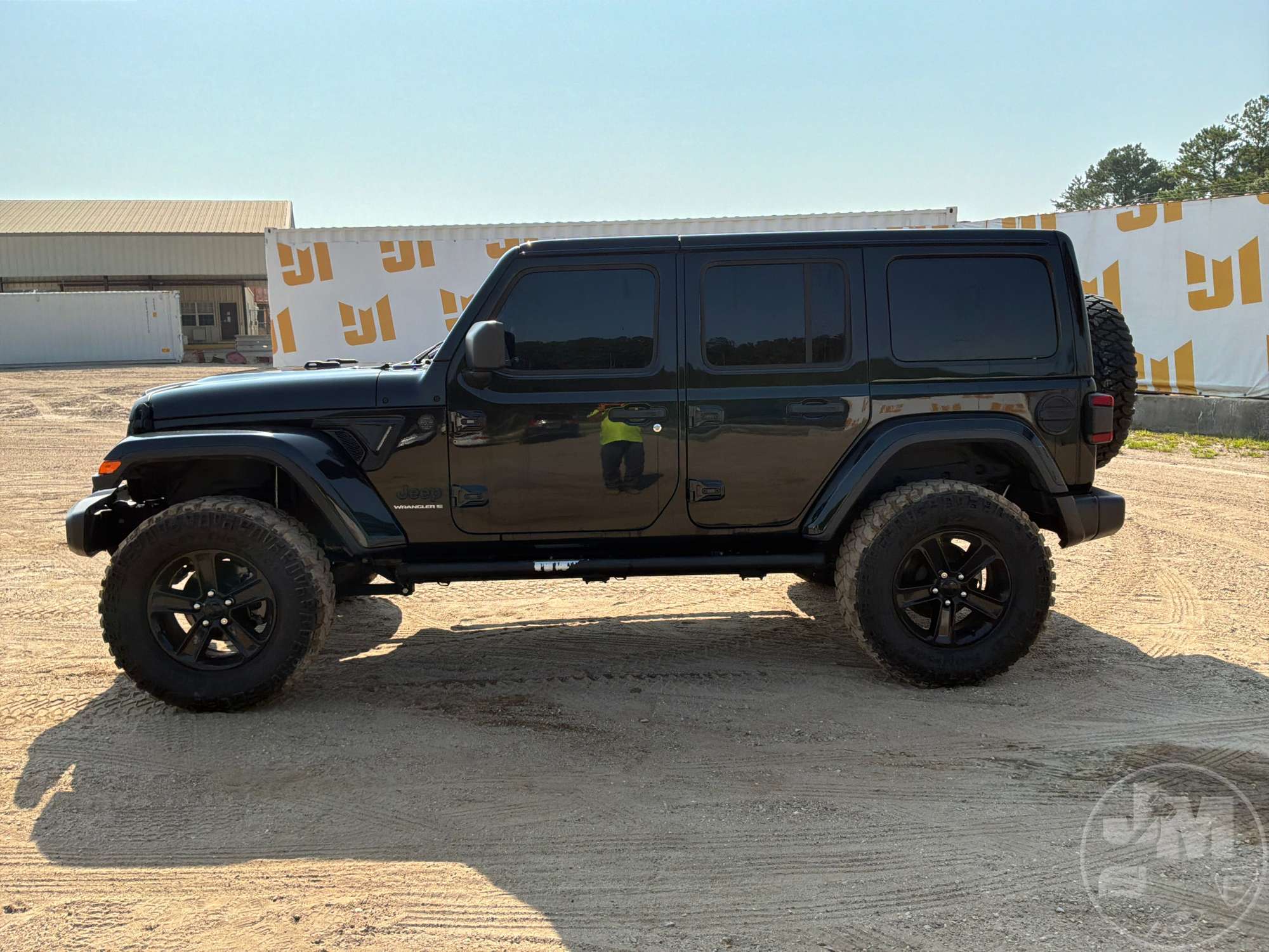 2023 Jeep WRANGLER