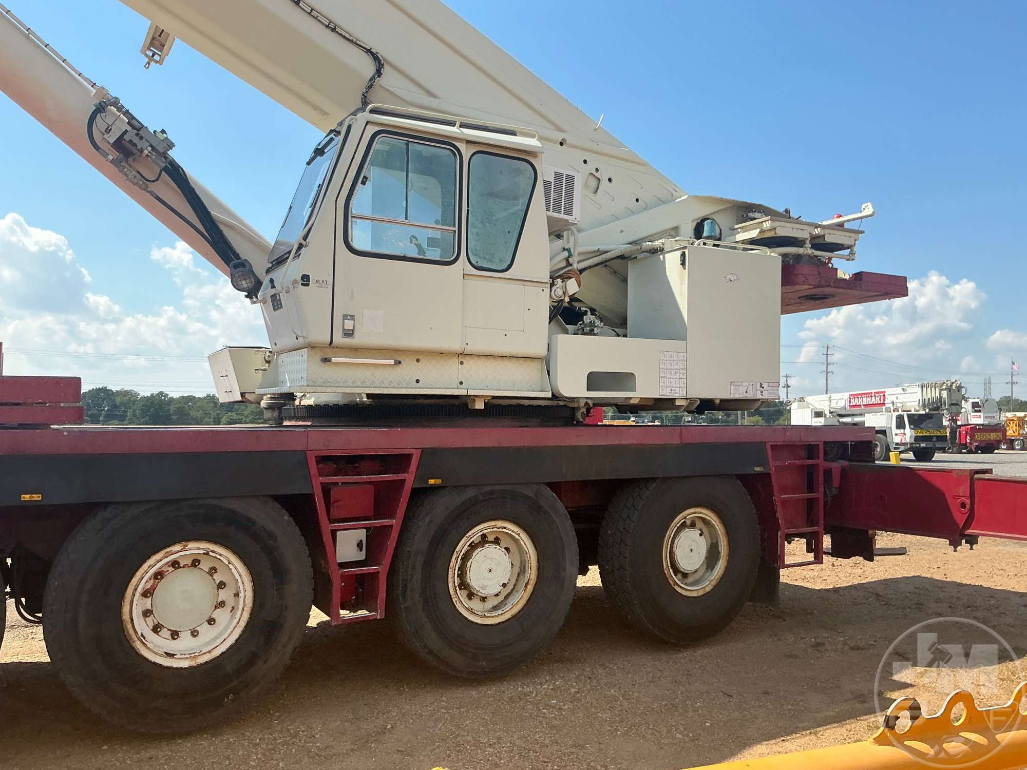 2000 Grove GMK5210