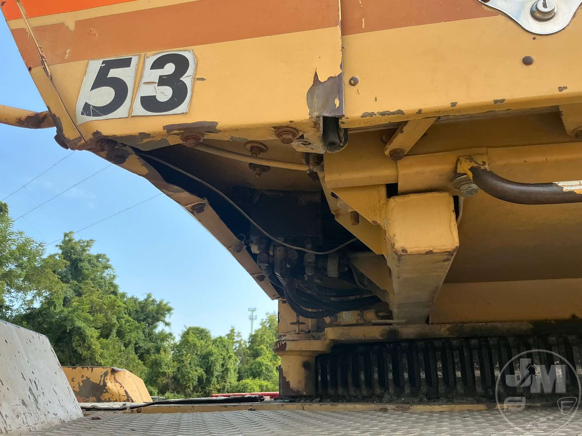 2000 Grove RT855B